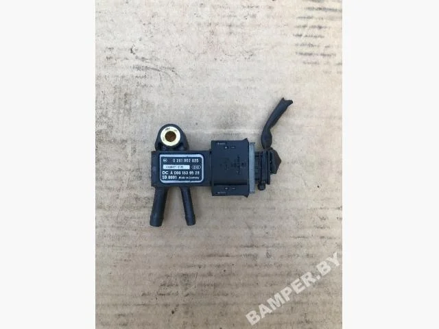 Датчик давления выхлопных газов Mercedes-Benz X204 (2008—2012) a0061539528