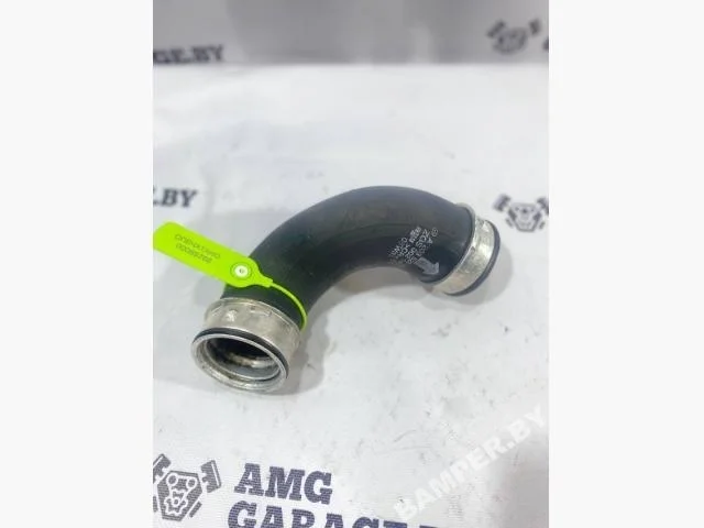 Патрубок интеркулера Mercedes-Benz W203/S203/CL203 (2000—2004) A2035282882