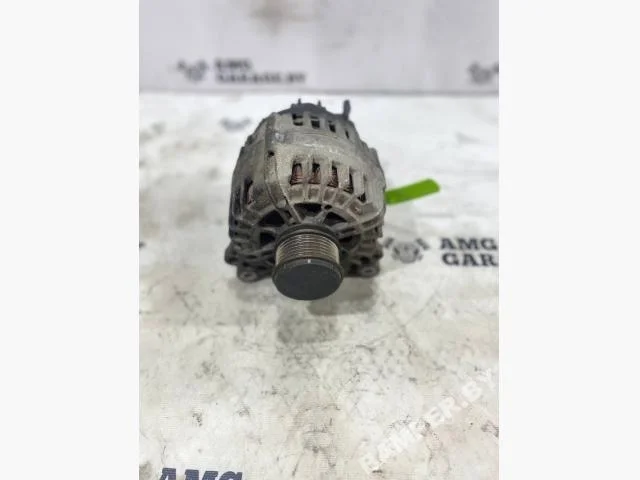 Генератор Volkswagen B6 (2005—2010) 03L903023F