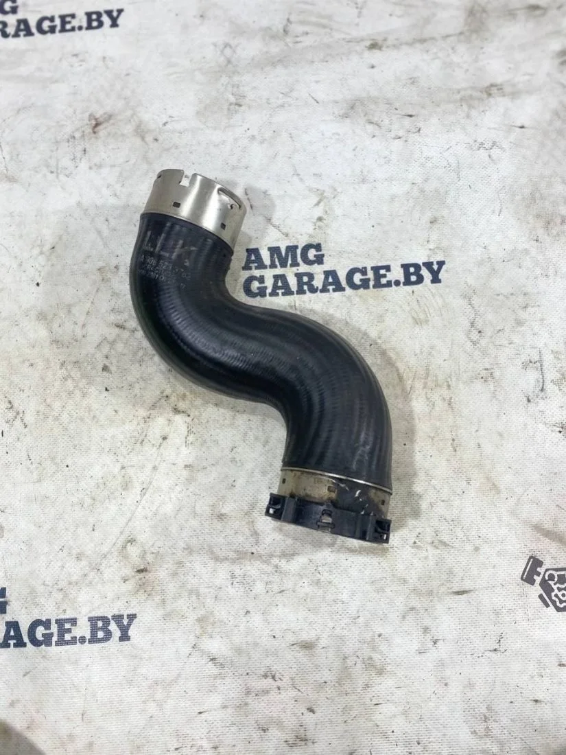 Патрубок интеркулера Mercedes-Benz W906 (2006—2019) A9065283782