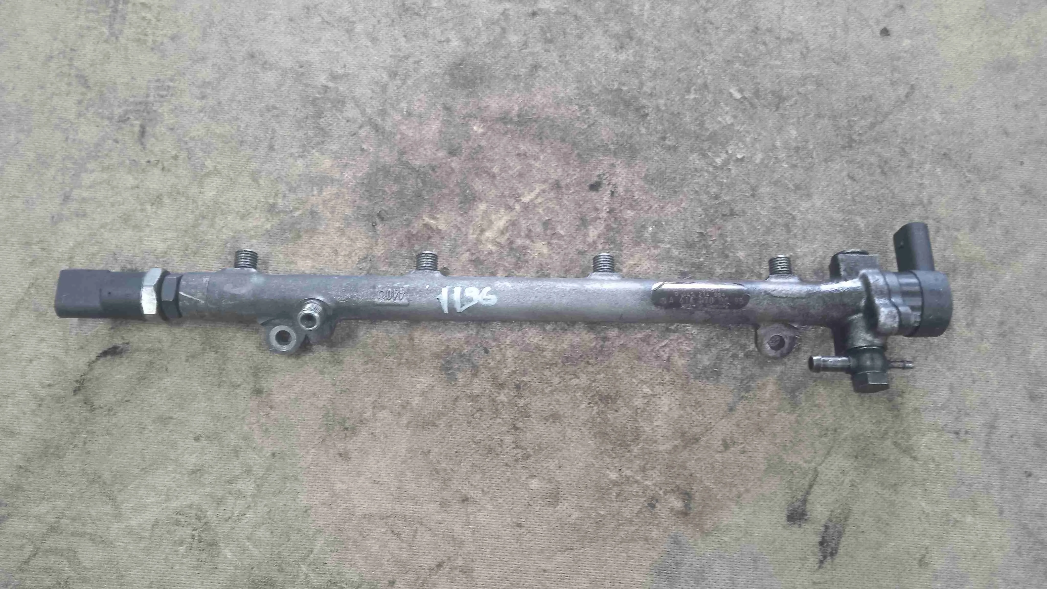 Топливная рампа Mercedes-Benz W203/S203/CL203 рестайлинг (2004—2008) A6110700095
 611