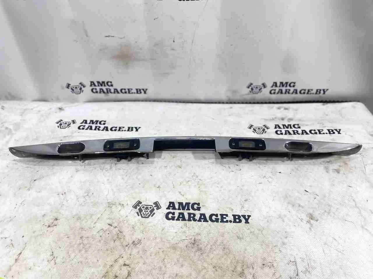 Подсветка номера Mercedes-Benz W164 рестайлинг (2008—2011) A1647401093