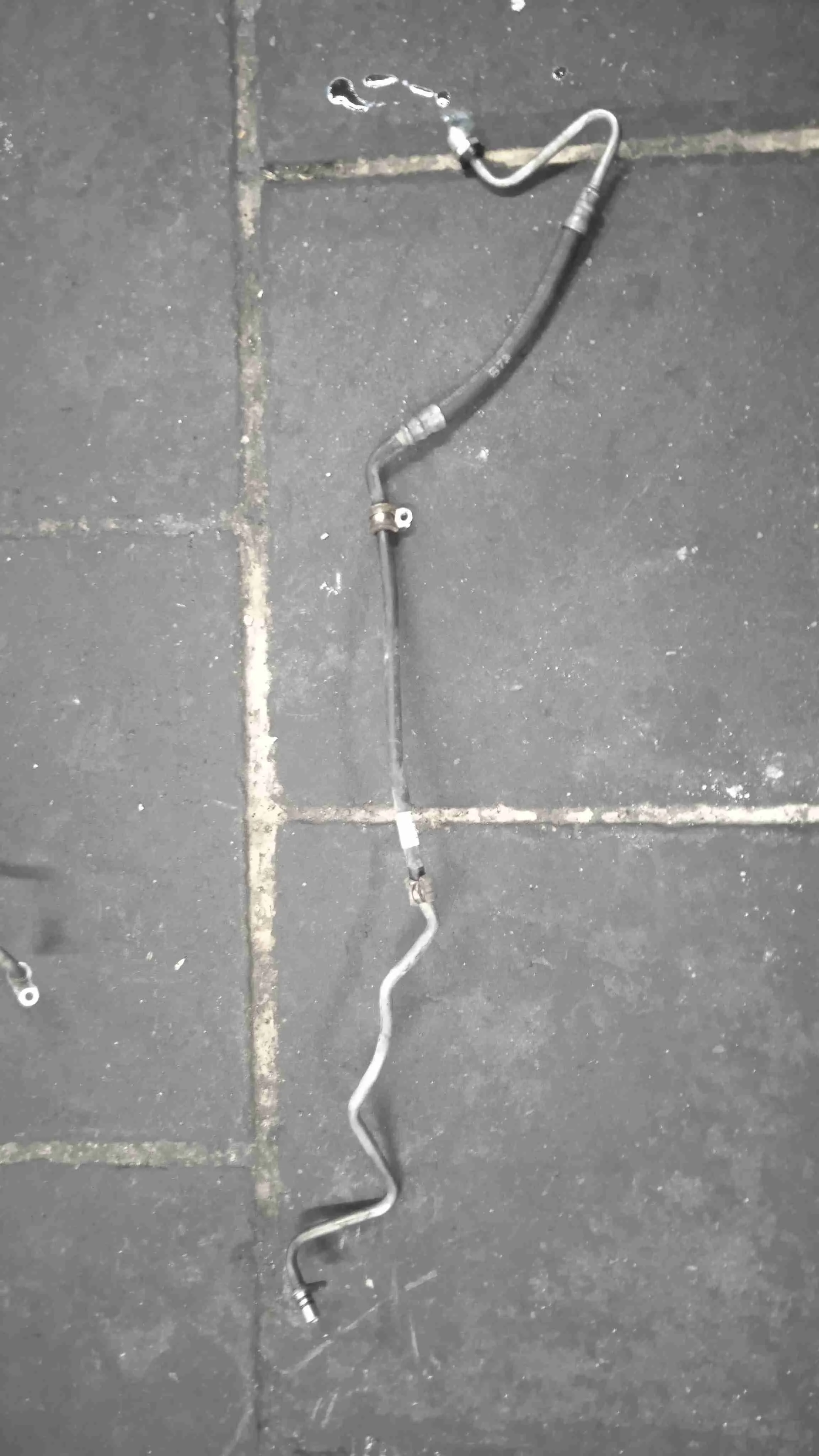 Шланг (трубка) АКПП Mercedes-Benz W212/S212/C207/A207 (2009—2013) A2042701227
; A2042702896 271820