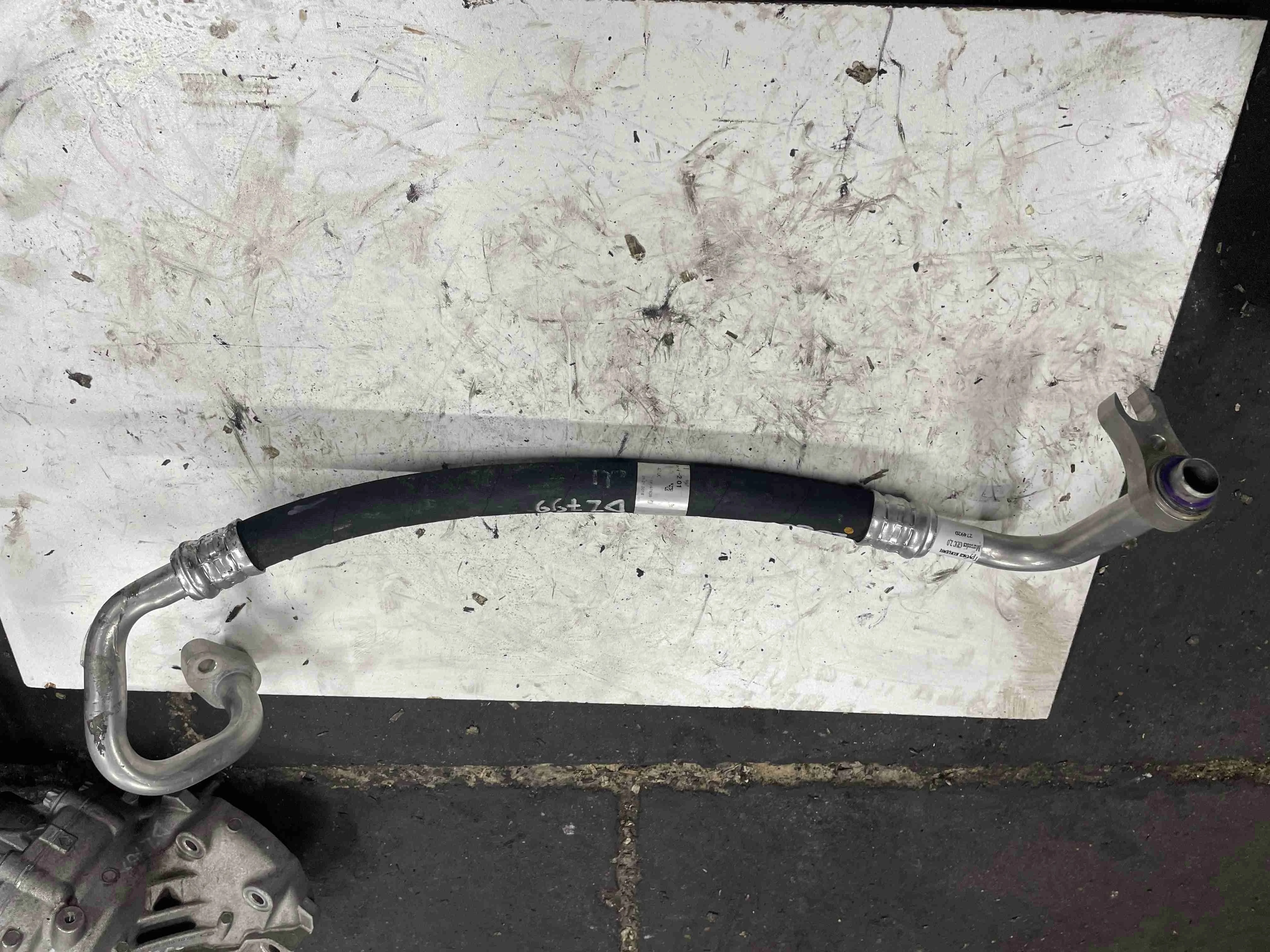 Трубка кондиционера Mercedes-Benz X253 (2015—2019) A2058306201
 274920