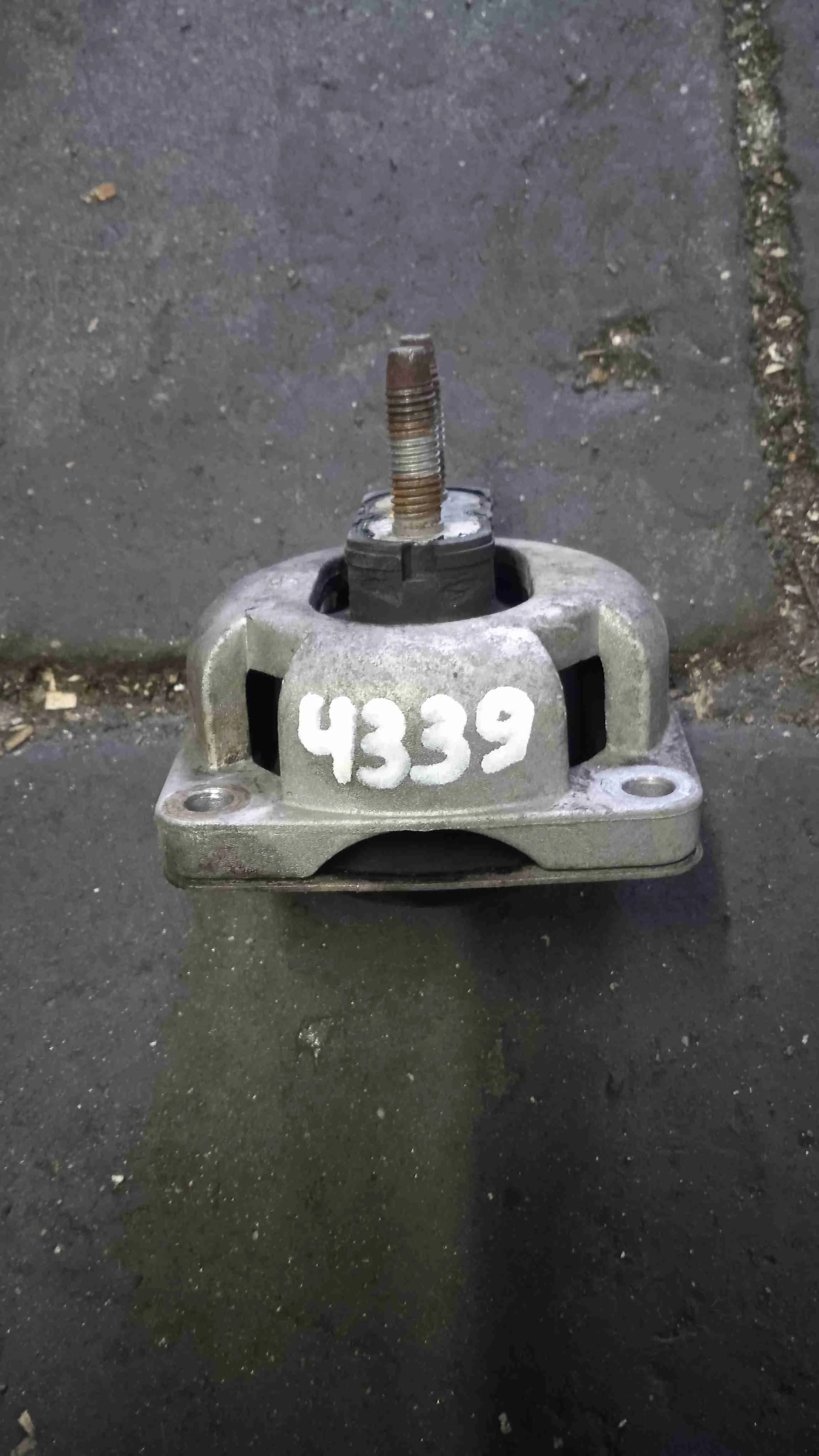 Подушка крепления КПП Mercedes-Benz X166 (2012—2016) A1662400618
 642826