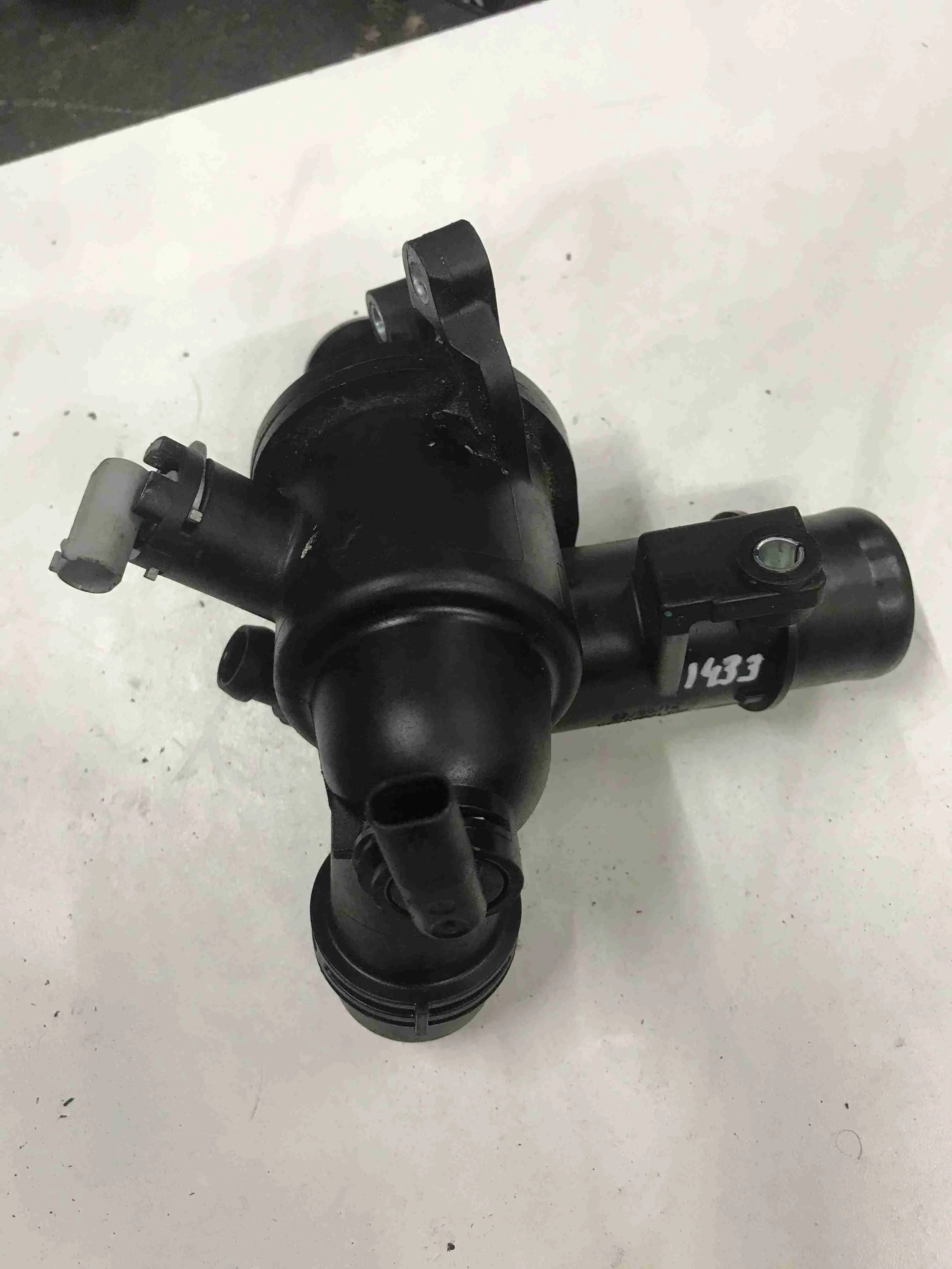 Термостат Mercedes-Benz X253 (2015—2019) A6512001300
; A6512002700 651