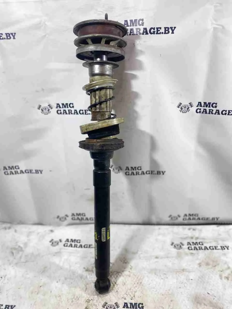 Амортизатор задний левый Mercedes-Benz W221 (2005—2009) A2213200313