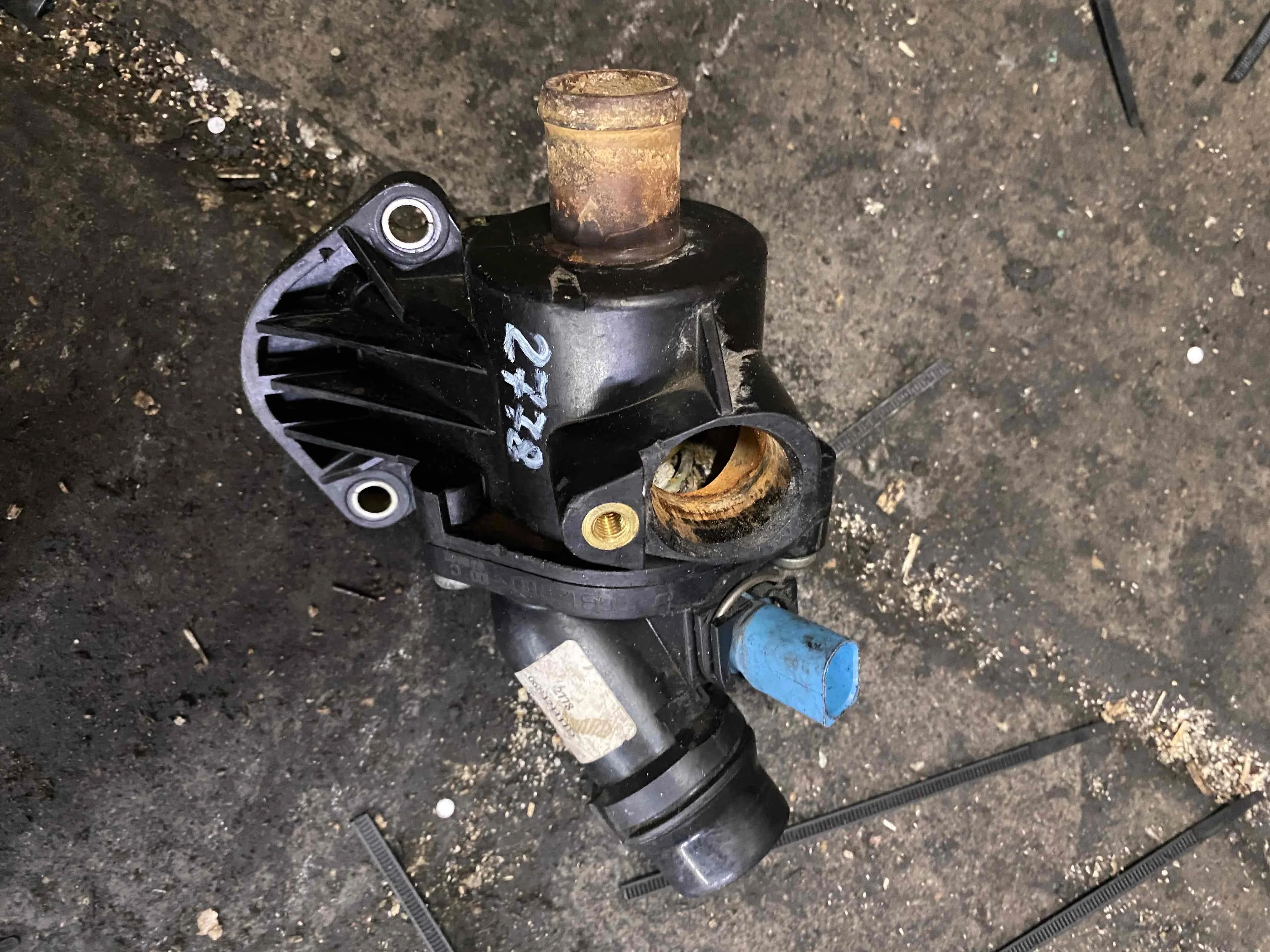 Термостат Audi B9 (2015—2020) 06B121111D ALT