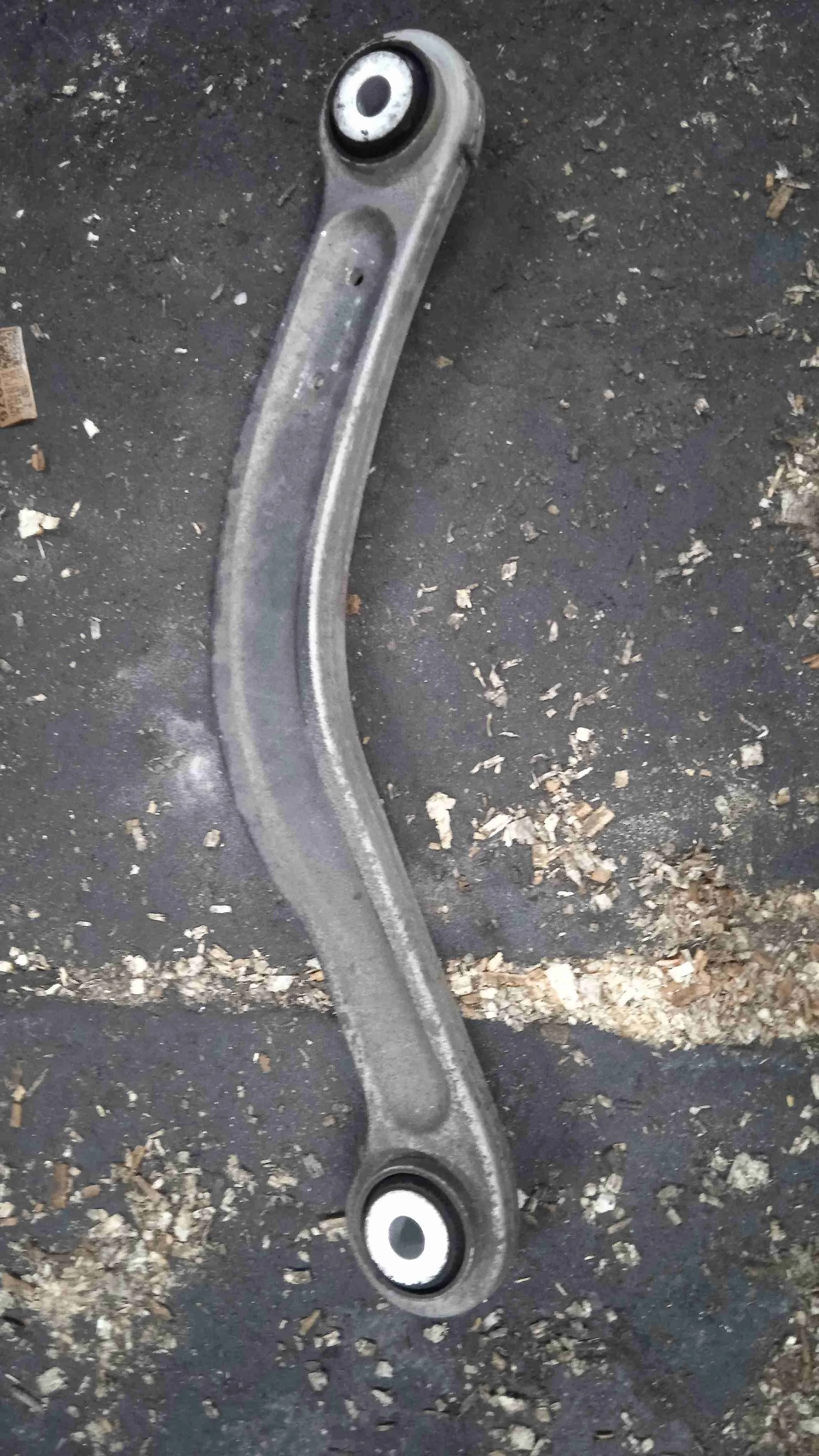 Рычаг передний левый Mercedes-Benz W205/S205/C205/A205 (2014—2018) A2053506103
; A2043501506 274920