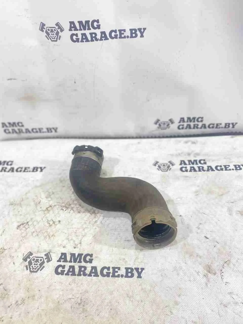 Патрубок интеркулера Mercedes-Benz W906 (2006—2019) A9065283782