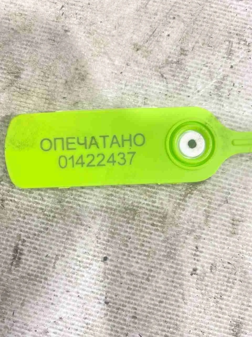 Патрубок воздушного фильтра Mercedes-Benz W164 (2005—2008) A1645052061