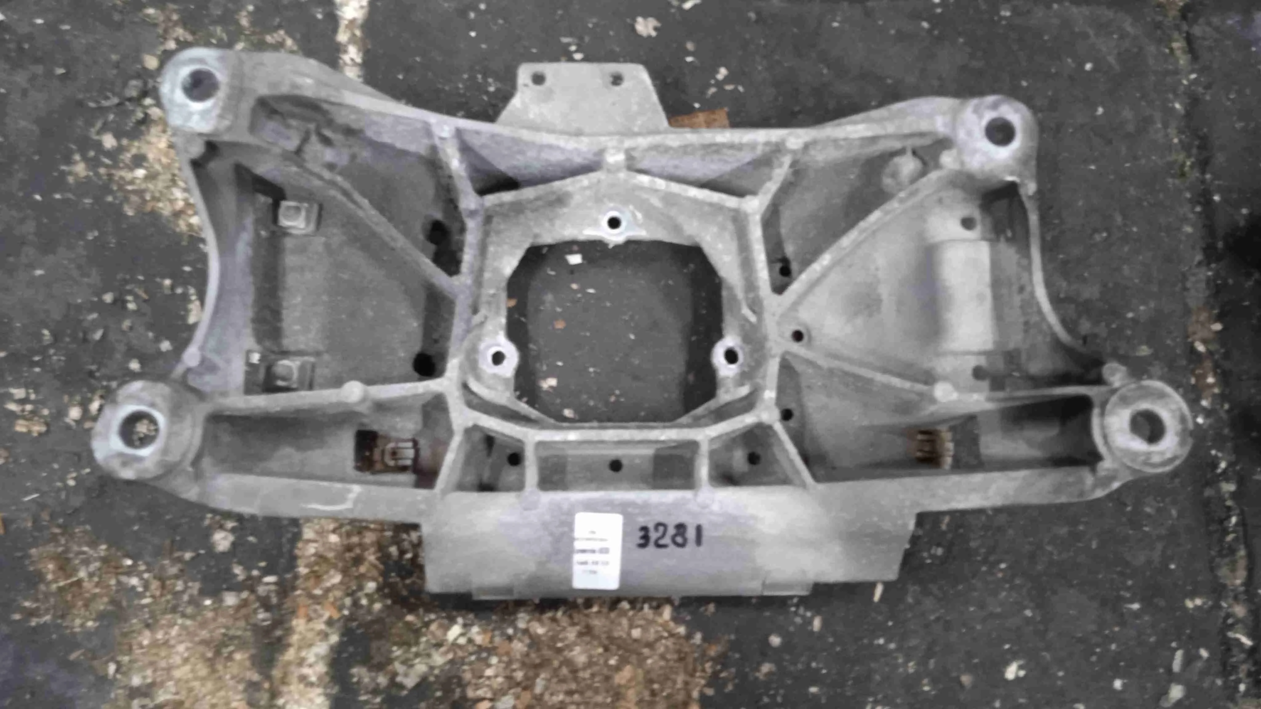 Кронштейн КПП Audi D4 рестайлинг (2013—2017) 8K0399263BH
 CTB