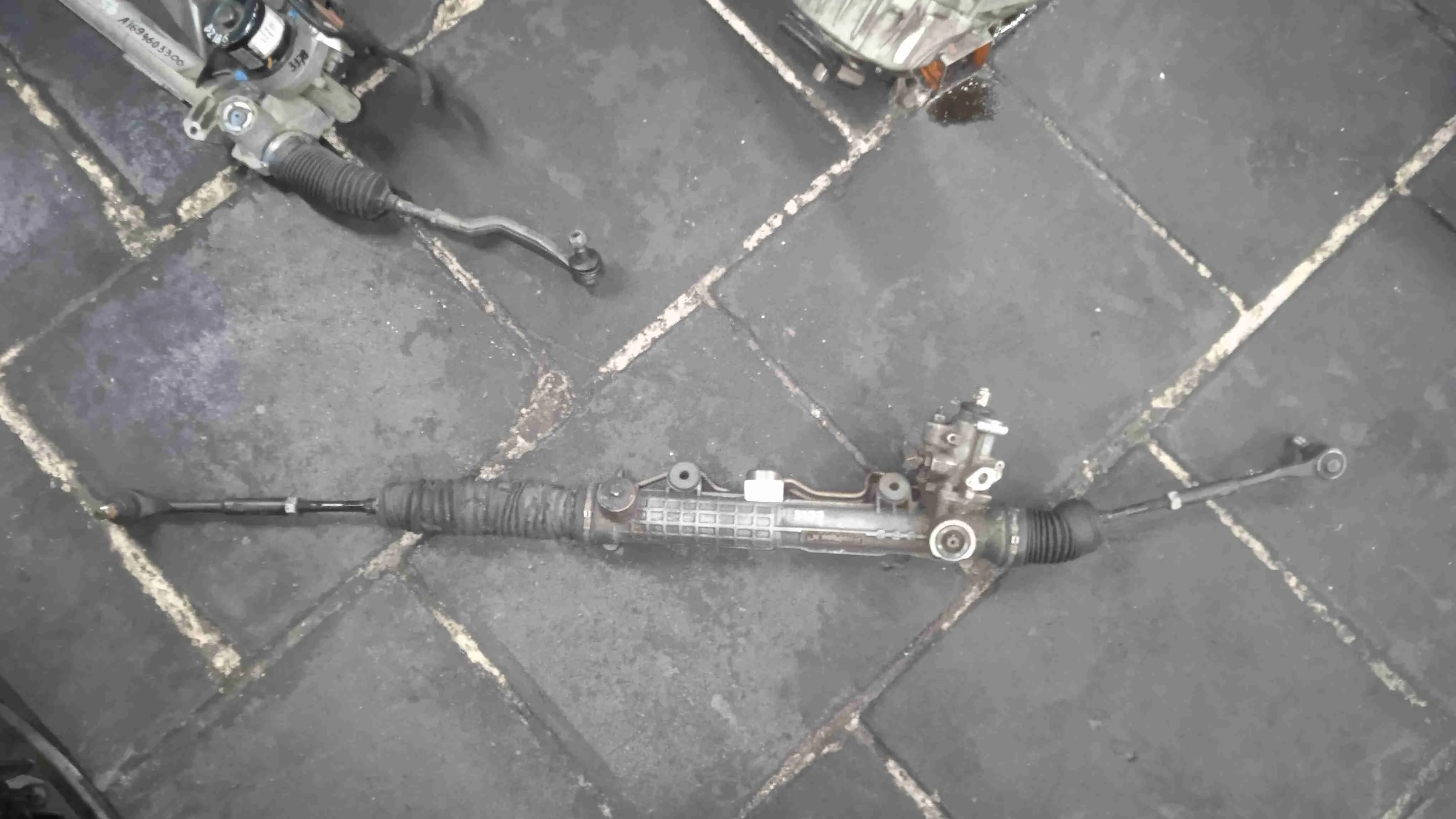 Рулевая рейка Mercedes-Benz W220 (1998—2005) A2204600800
; A2204602500 113960