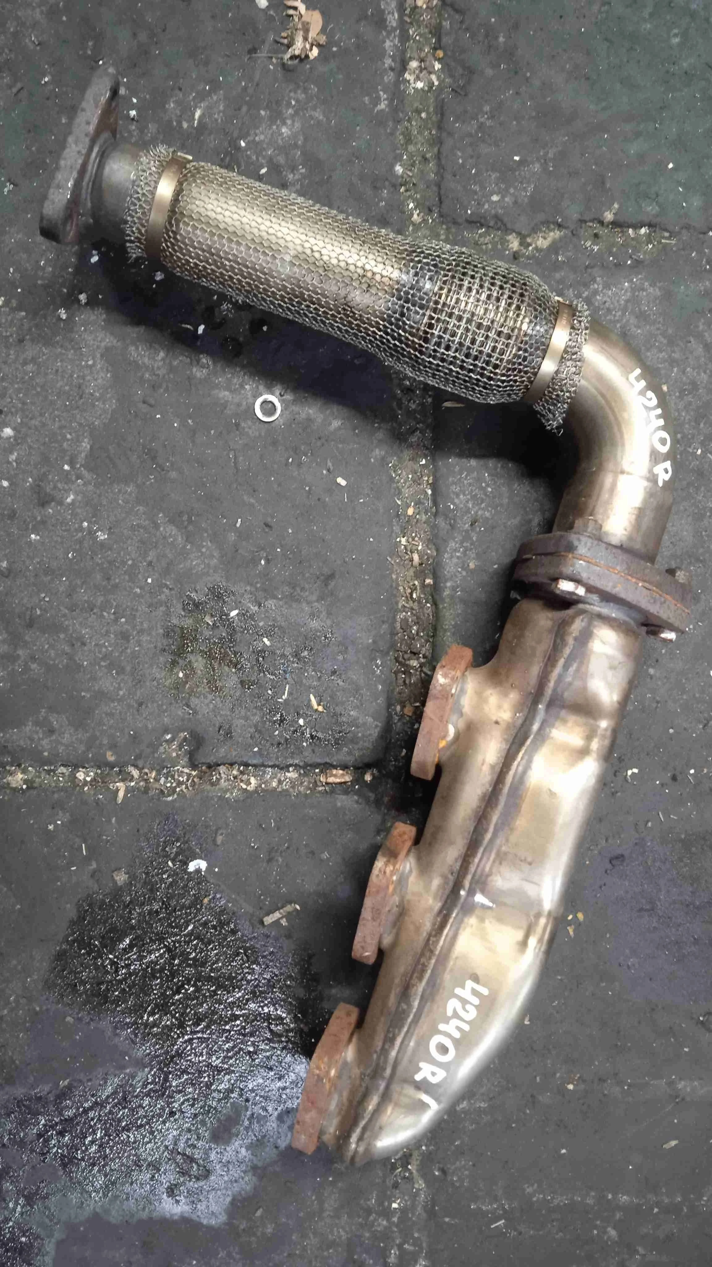 Коллектор выпускной Audi B8 (2007—2012) 059253034L
; 059253034AC CAM