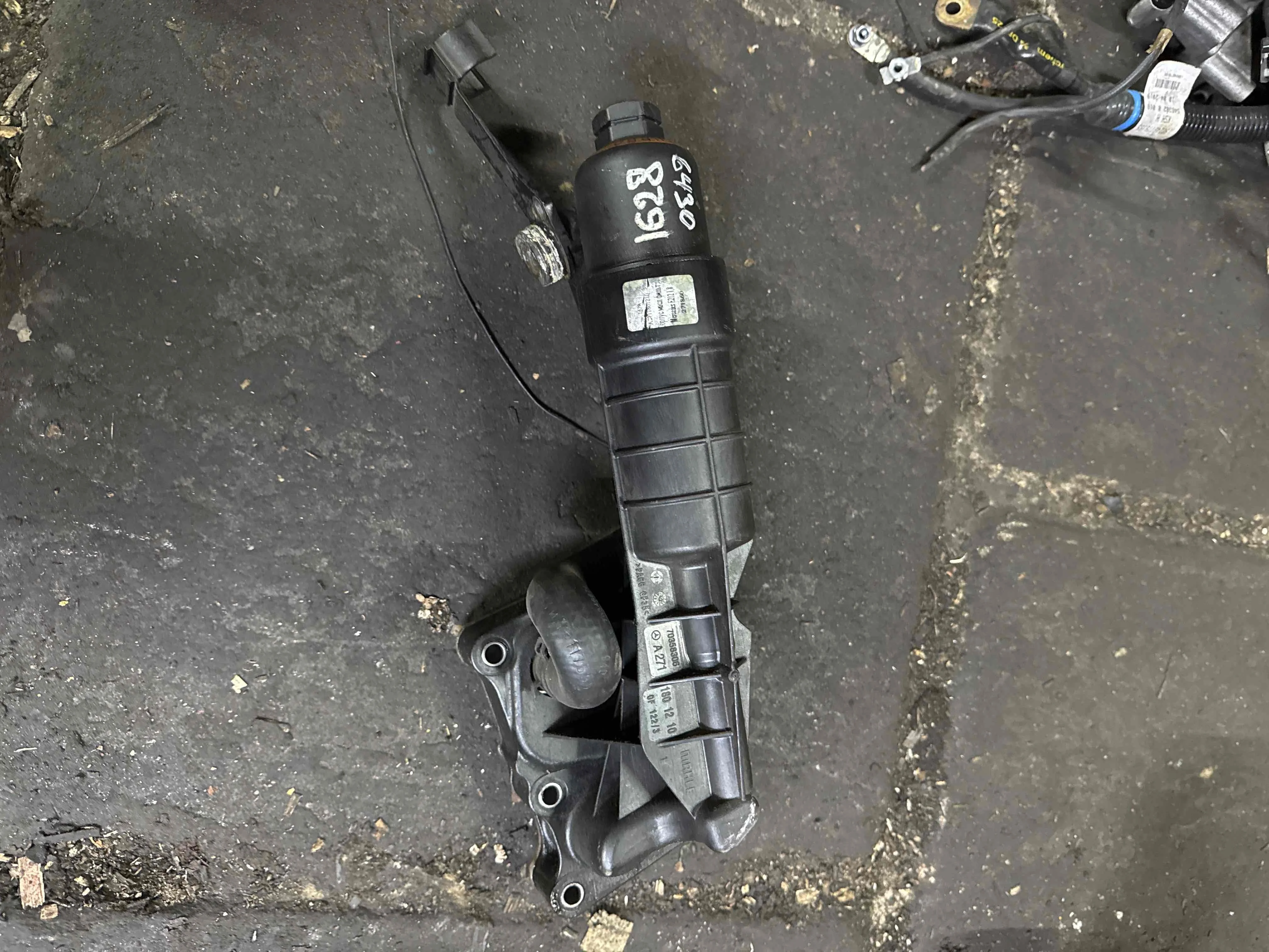 Корпус масляного фильтра Mercedes-Benz W212/S212/C207/A207 (2009—2013) A2711801210
 271860