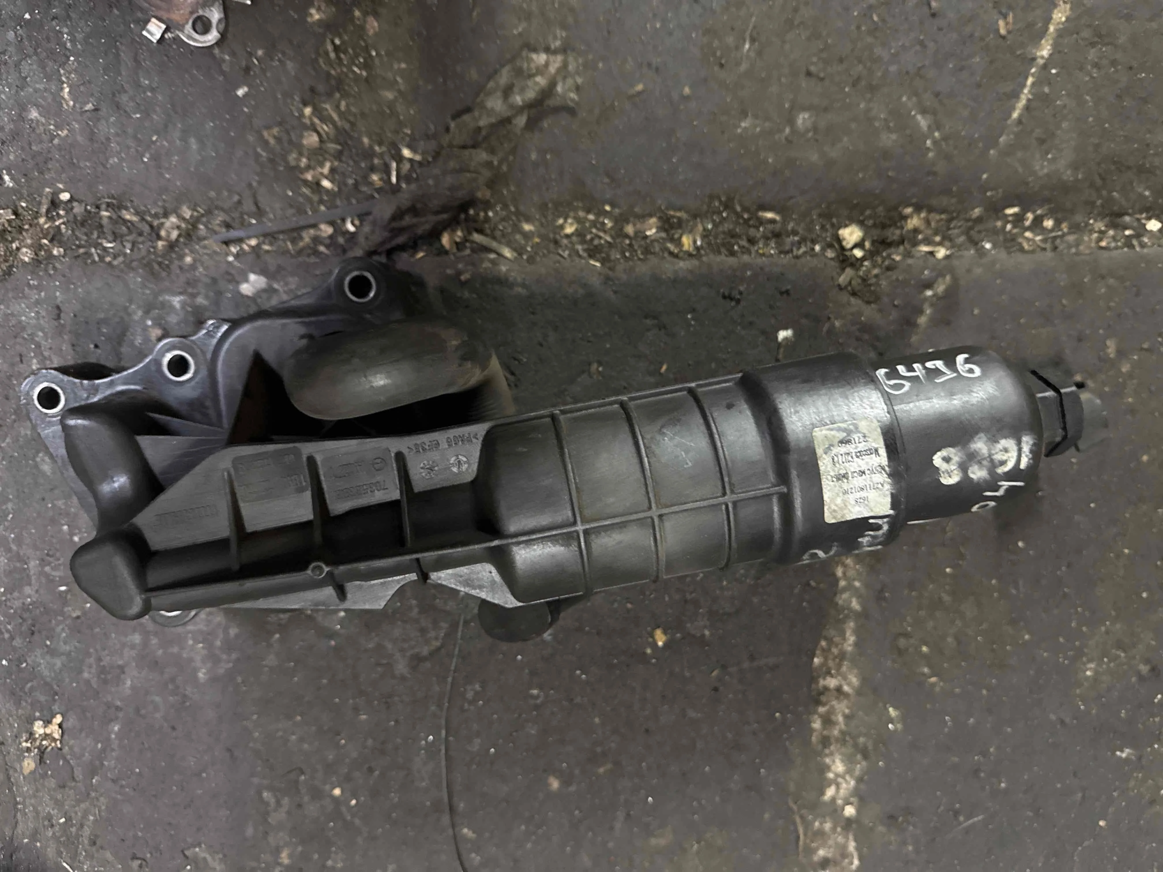 Корпус масляного фильтра Mercedes-Benz W212/S212/C207/A207 (2009—2013) A2711801210
 271860