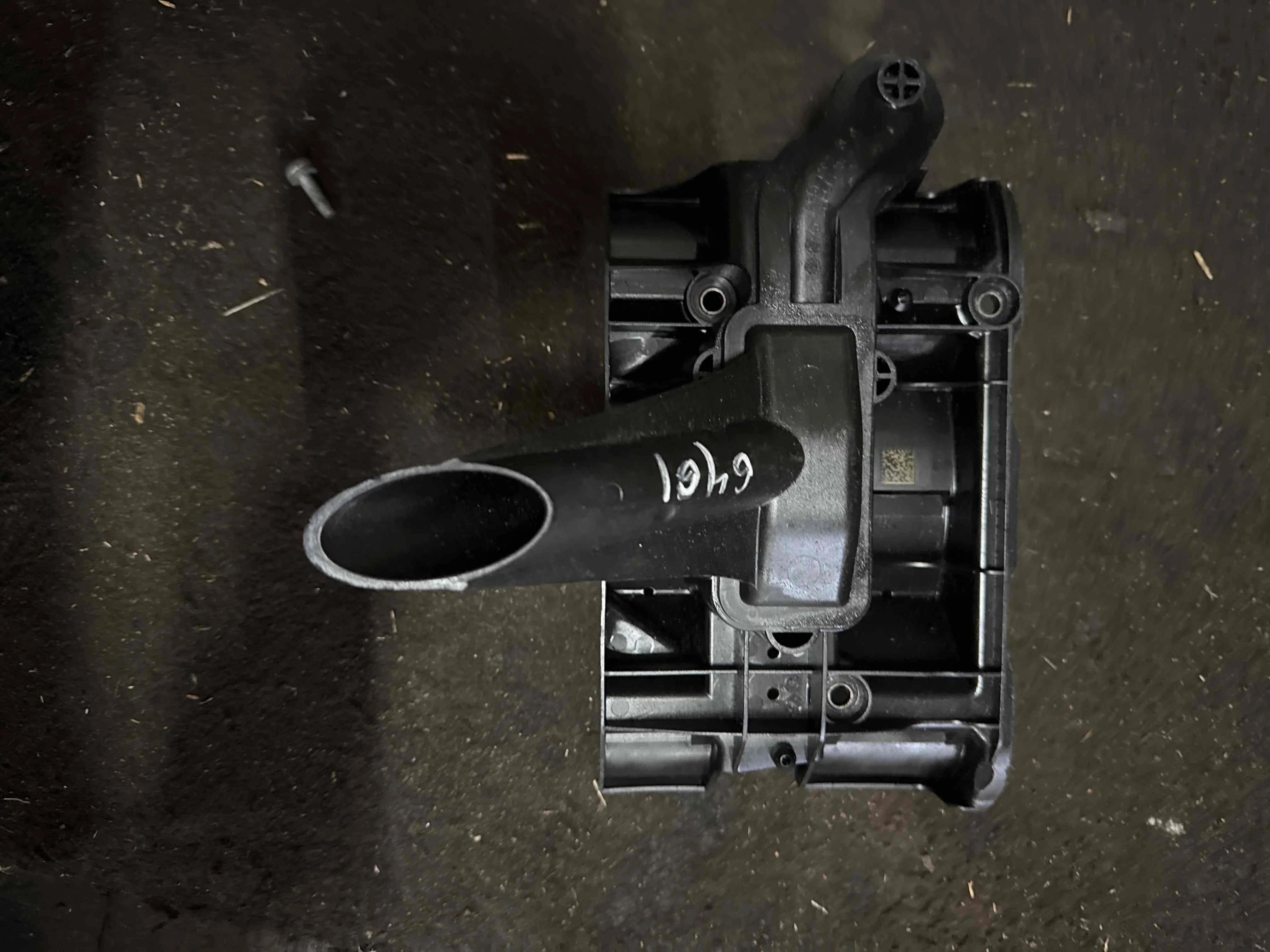 Маслозаборник Mercedes-Benz W205/S205/C205/A205 (2014—2018) A6511804951
 651921