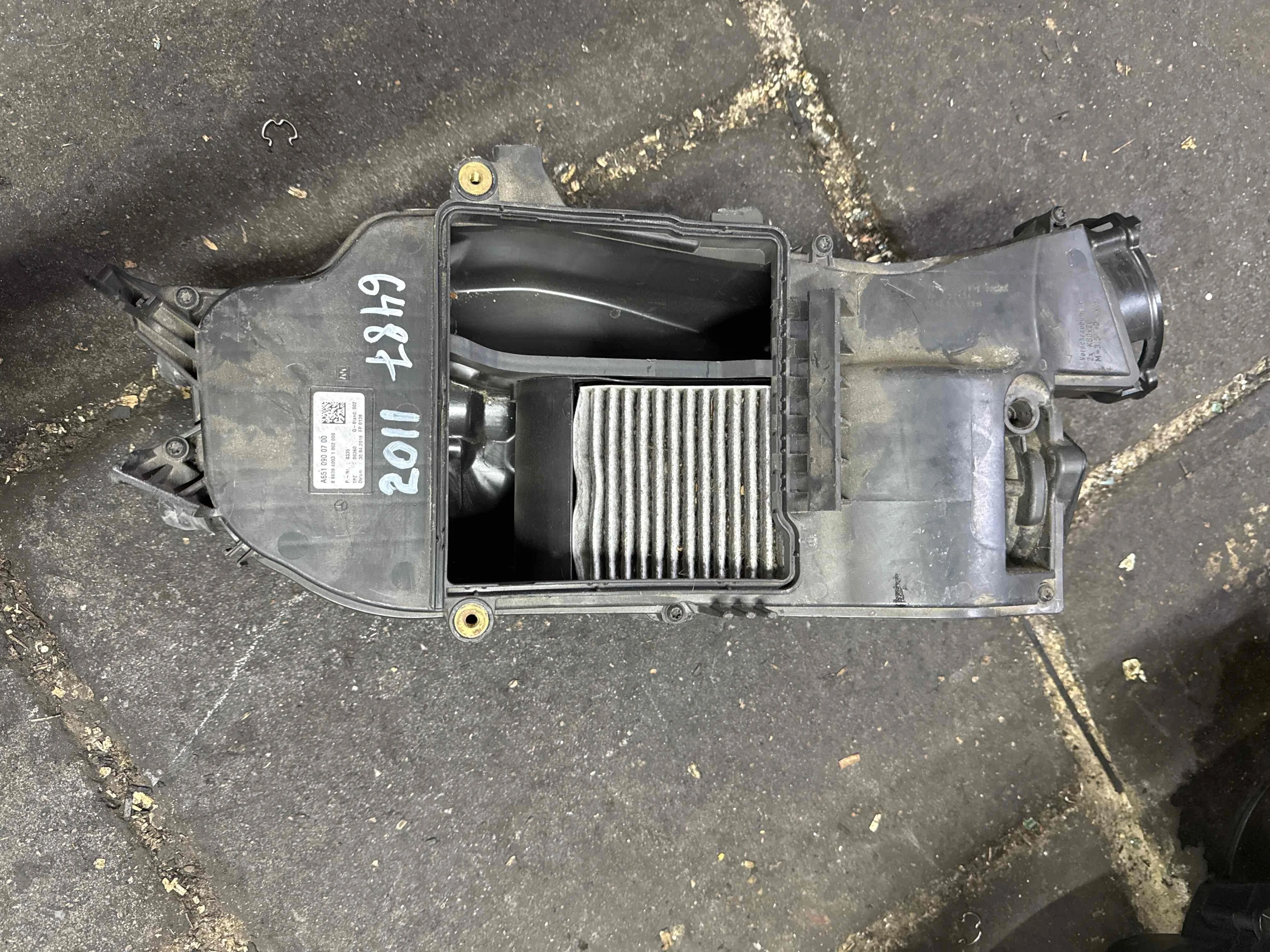 Корпус воздушного фильтра Mercedes-Benz X253 (2015—2019) A6510900700
; A6510902601 651