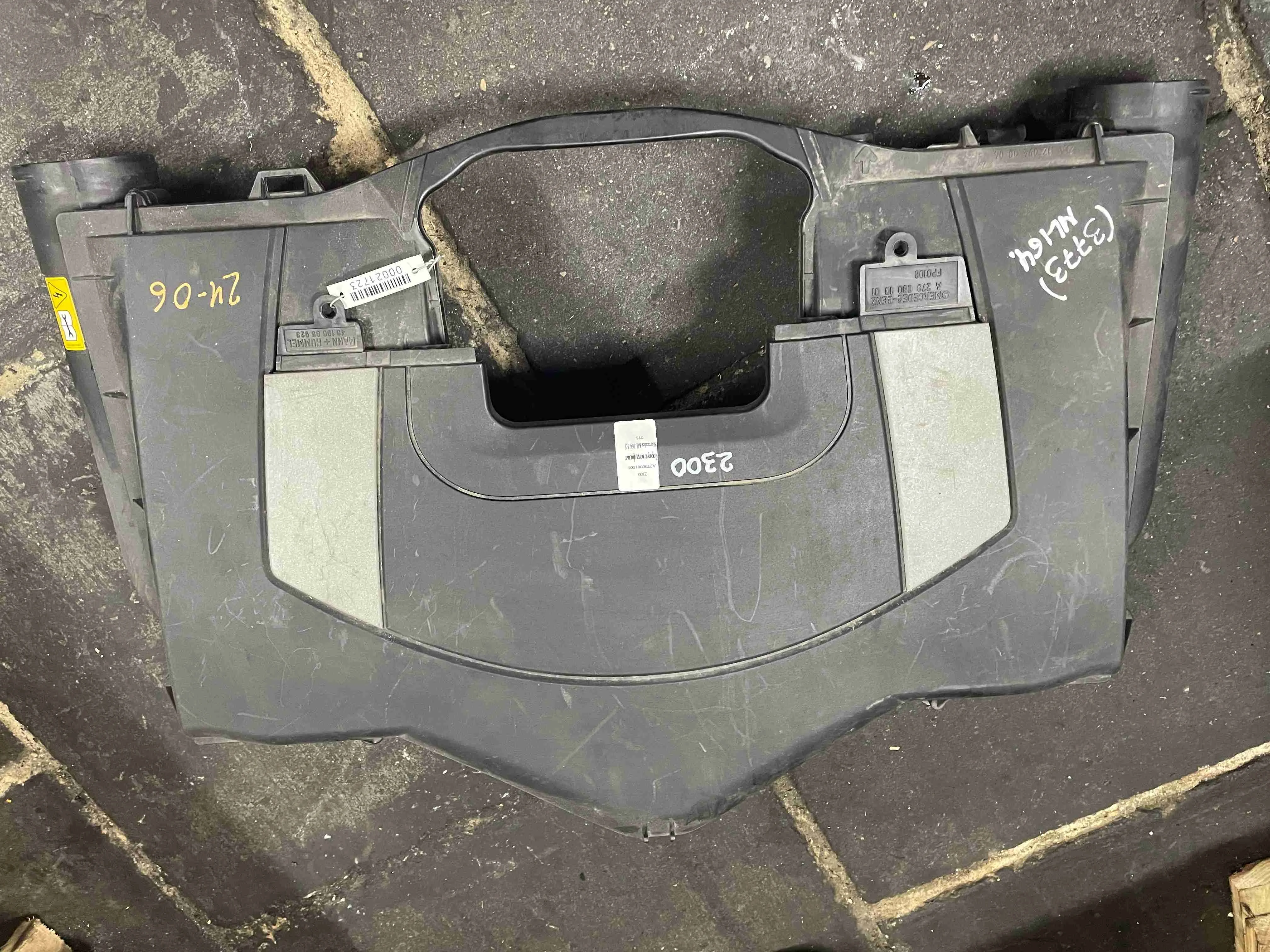 Корпус воздушного фильтра Mercedes-Benz W164 (2005—2008) A2730901001
 273