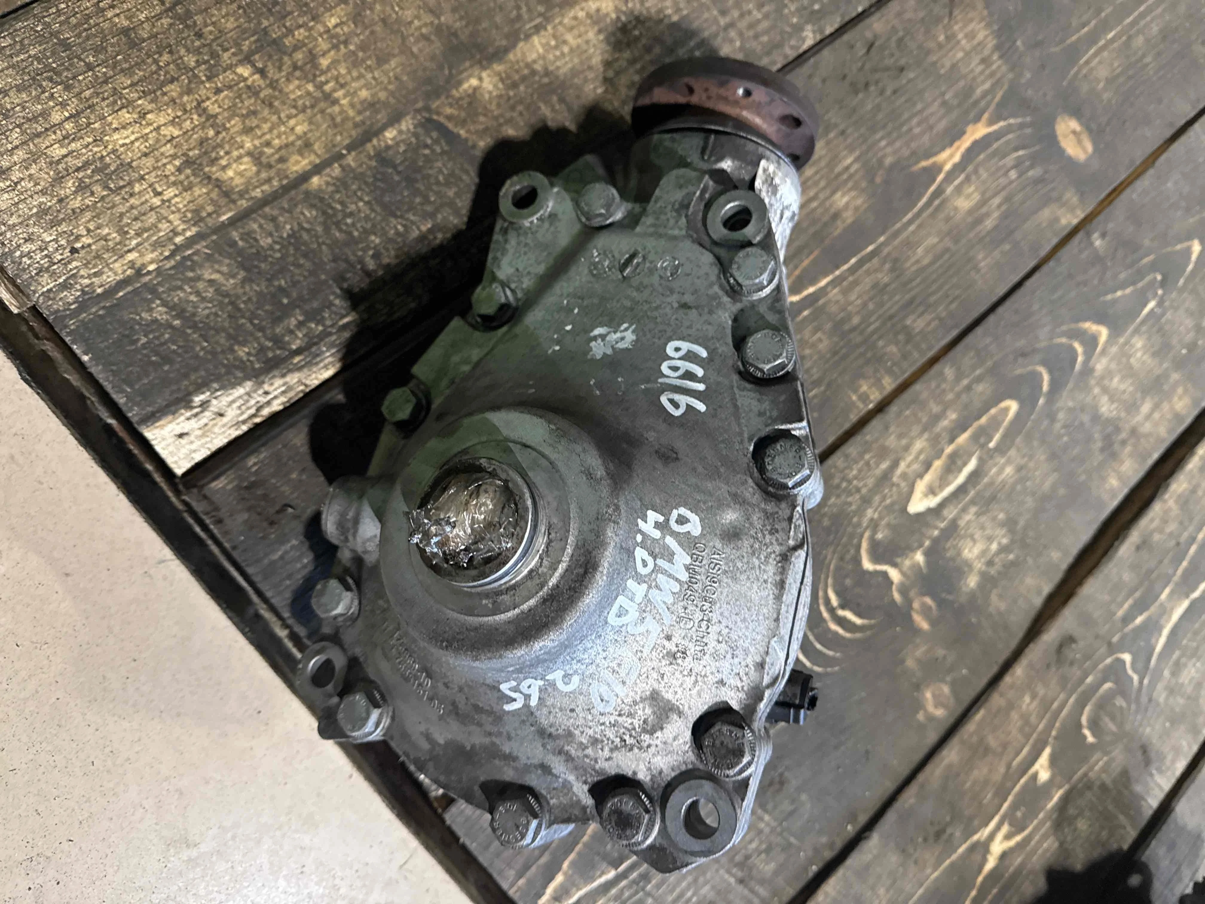 Редуктор переднего моста BMW F10/F11 (2009—2013) 31507589156
 N57D30B