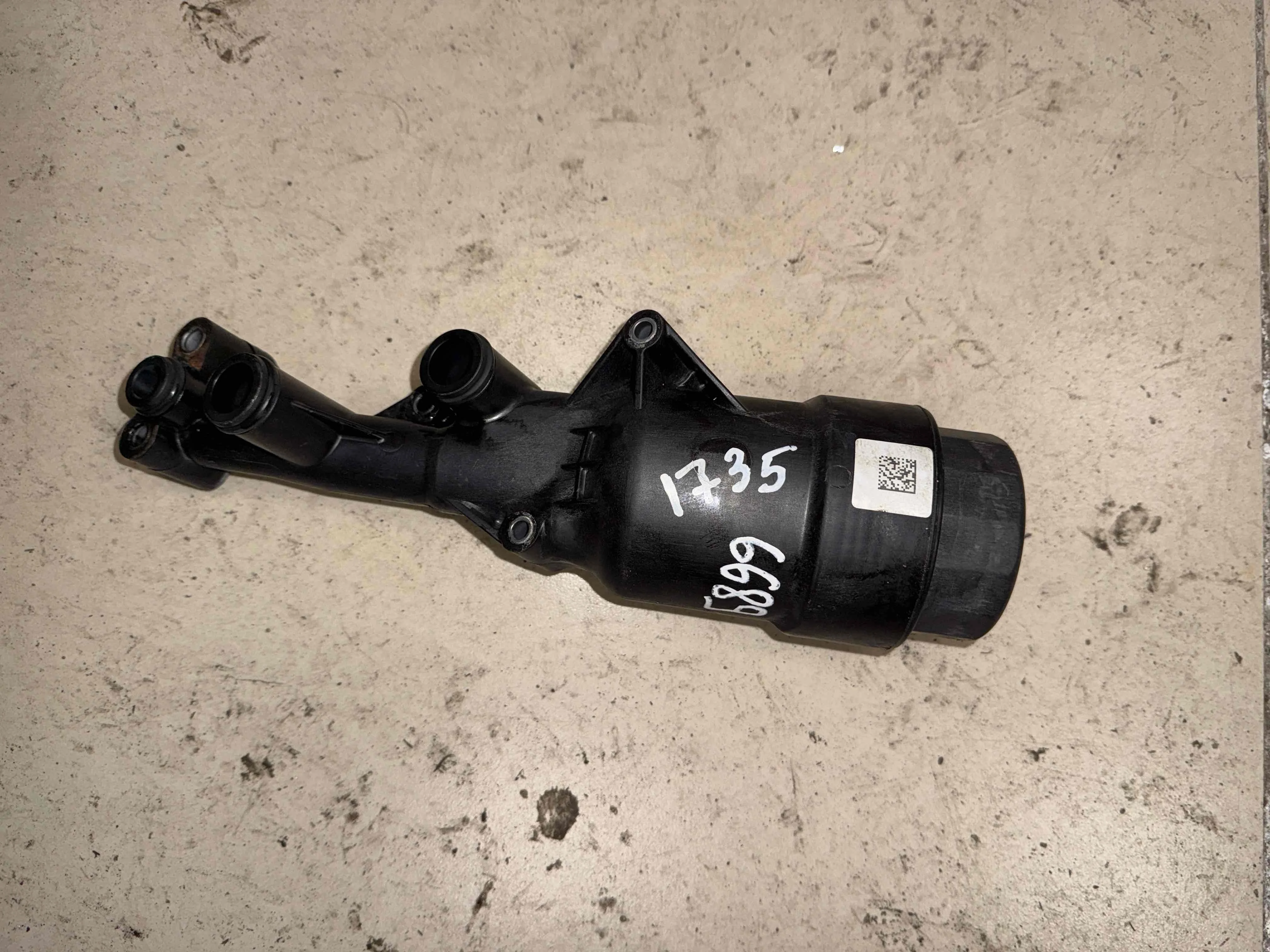 Корпус масляного фильтра Mercedes-Benz W205/S205/C205/A205 (2014—2018) A6511801310
 651