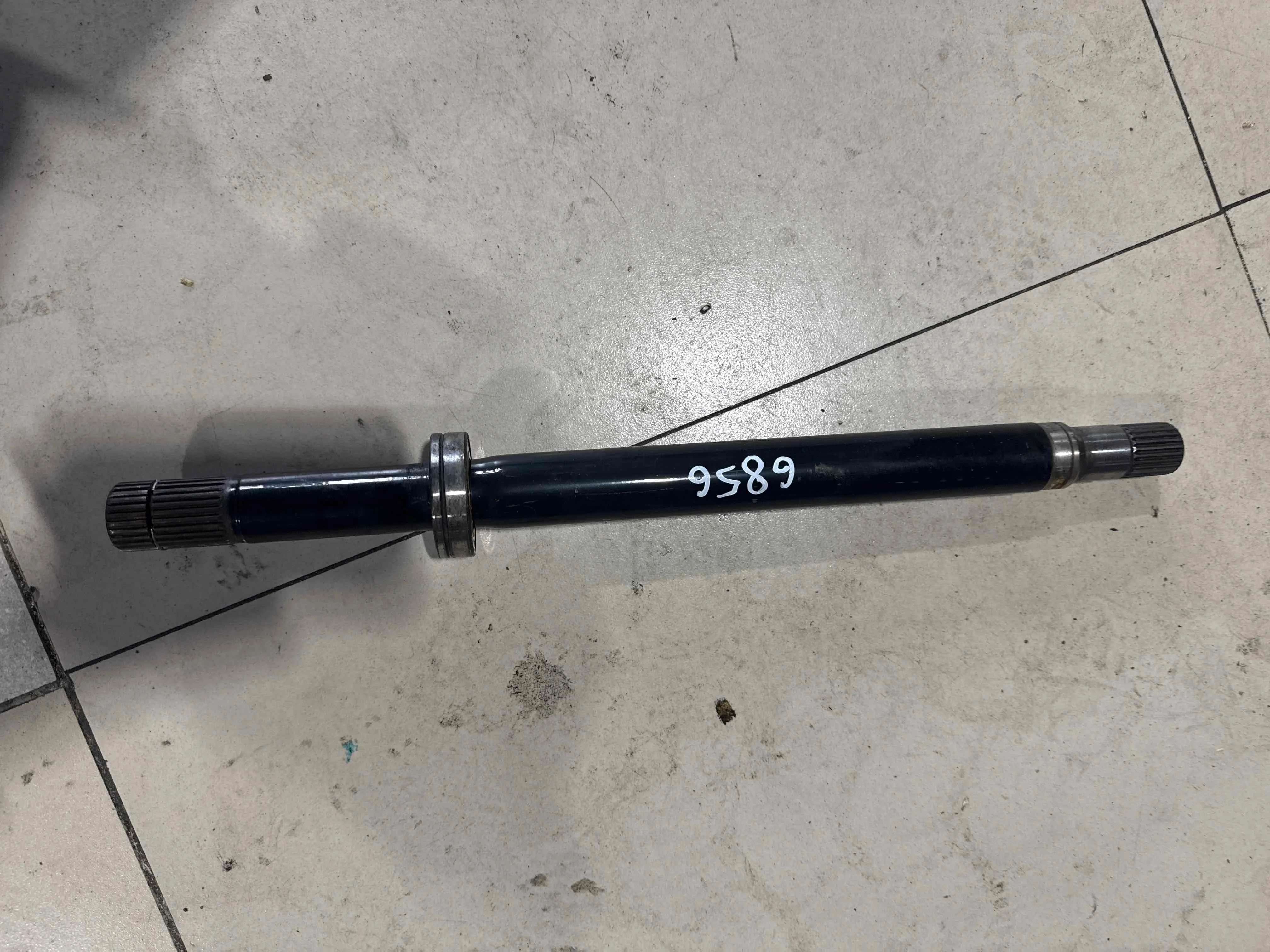 Полуось (приводной вал, ШРУС) Mercedes-Benz W213/S213/C238/A238 (2016—2021) A2053309905
; A2223306800 276823