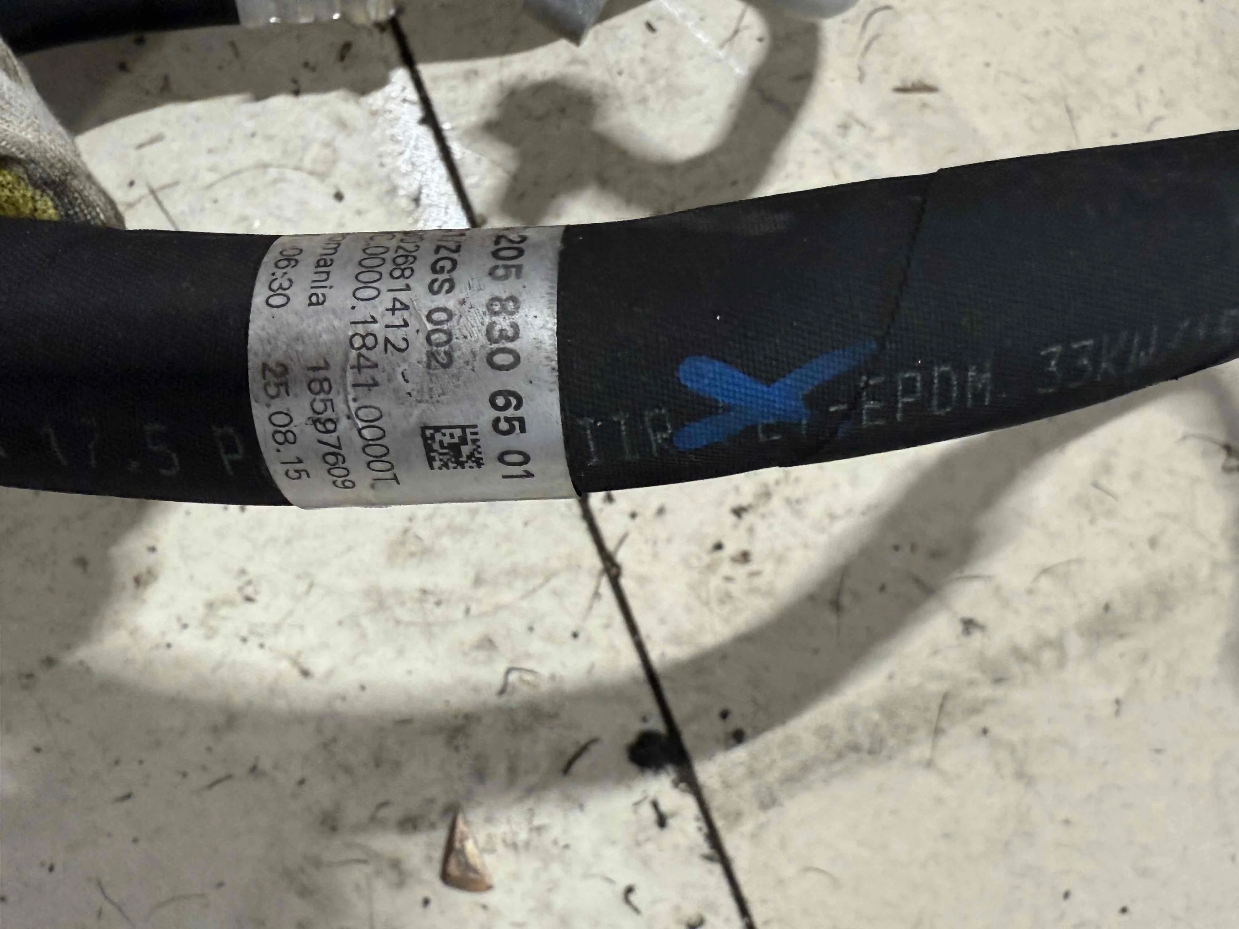 Трубка кондиционера Mercedes-Benz W205/S205/C205/A205 (2014—2018) A2058306501
 651921