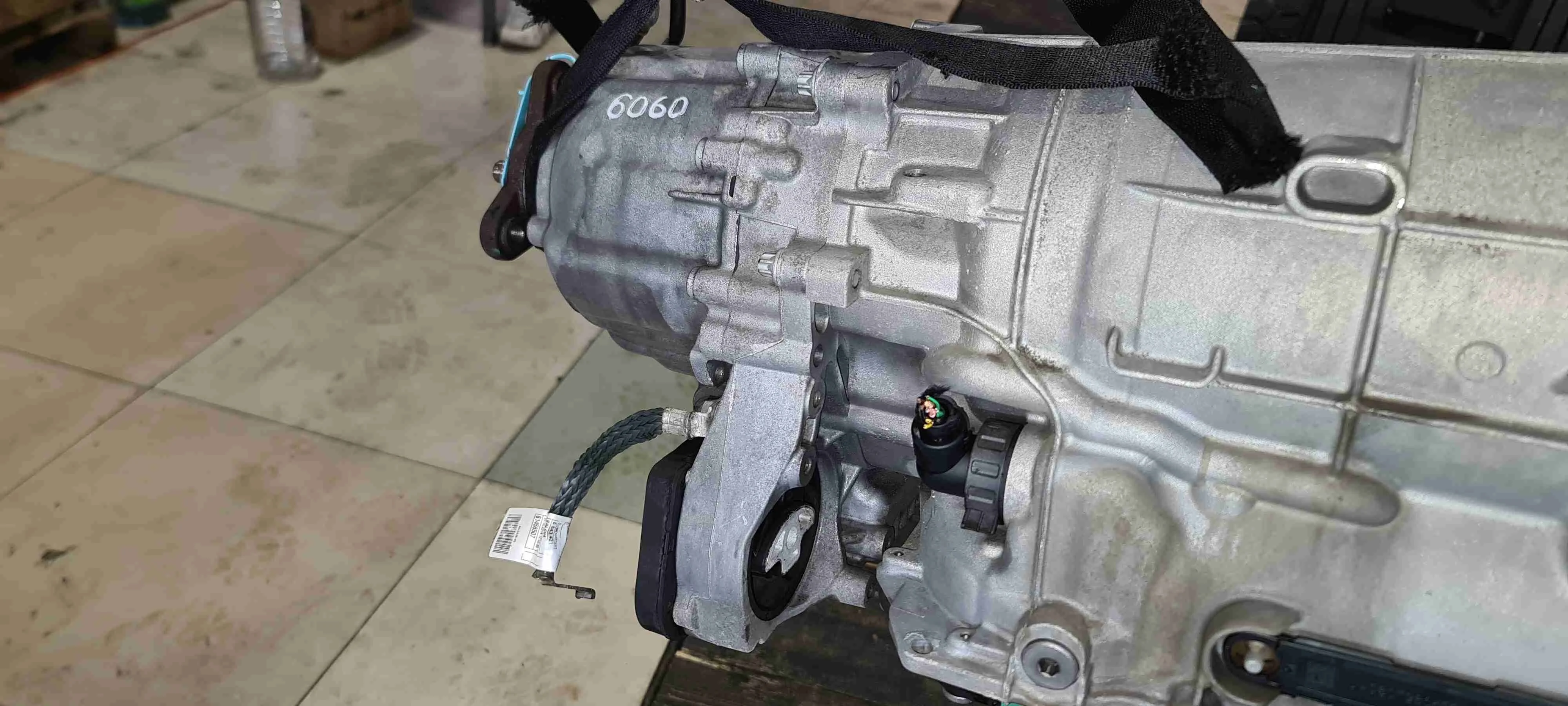 Раздаточная коробка BMW F10/F11 рестайлинг (2013—2017) 27108623346 n57d30c