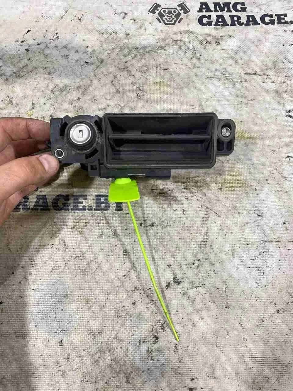 Ручка крышки багажника Mercedes-Benz W211/S211 (2002—2006) A2037500693