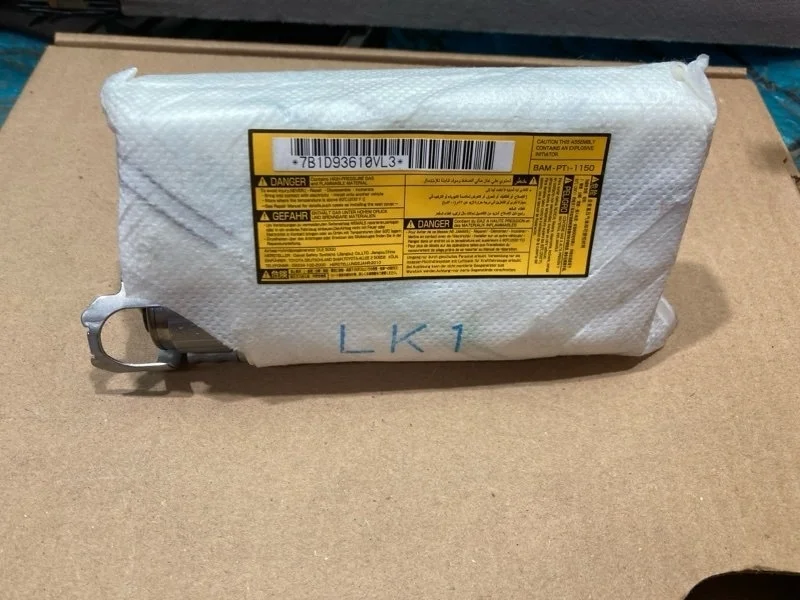 Подушка безопасности в сиденье Toyota Land Cruiser 2010 7392060020 URJ200 1VD-FTV 4.5, левая