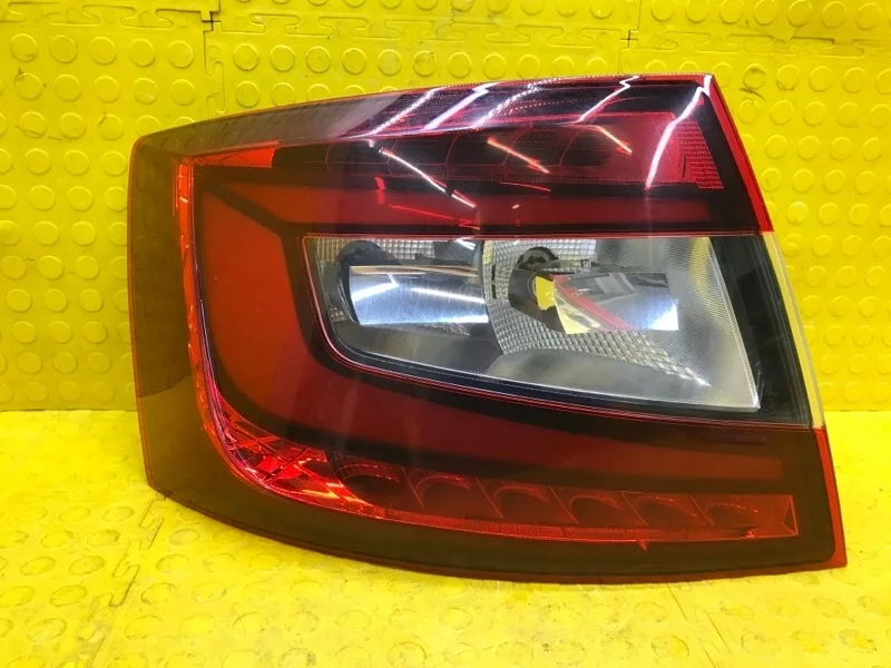 Фонарь Skoda Octavia 2018 5E5945711 5E3 CWV 594183, задний левый