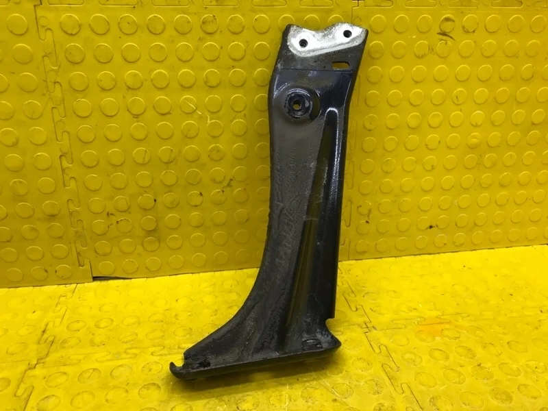 Кронштейн крыла Skoda Octavia 2018 5E0821142A 5E3 CWV 594183, передний правый