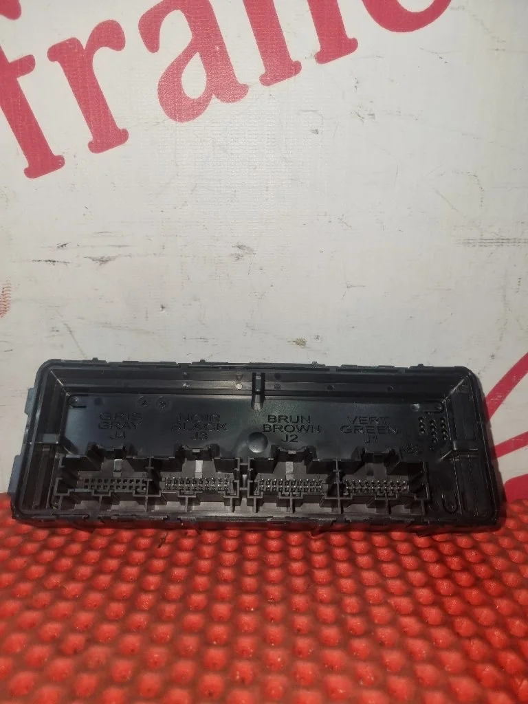 Блок комфорта Opel Astra 2013 13586727 J A16XER