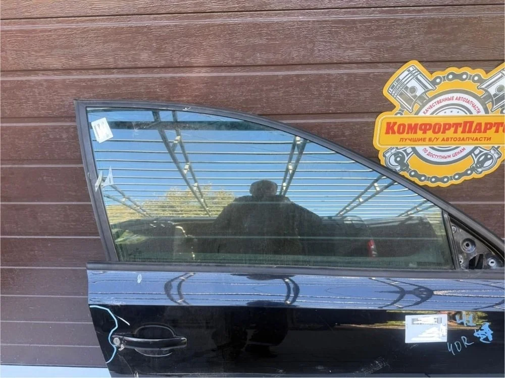 Стекло двери передней правой Volkswagen Jetta VI (2010—2015)