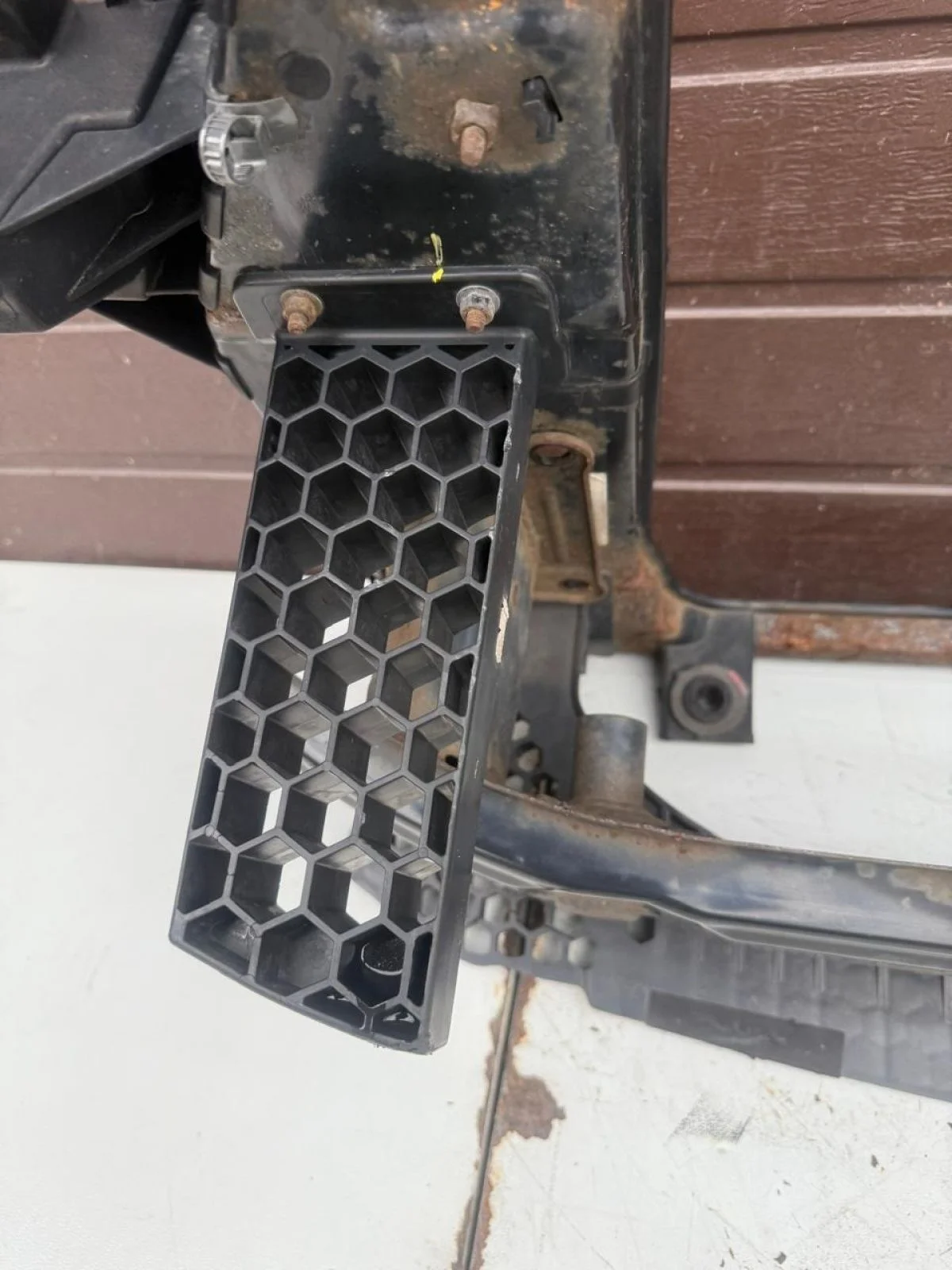 Кронштейн под фару Hyundai ix35 I (2009—2013)