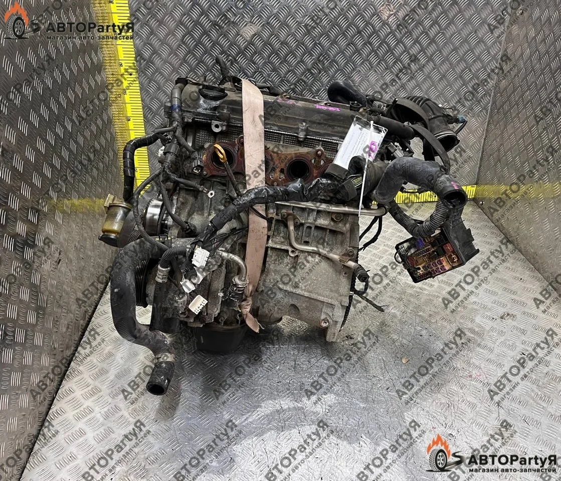 ДВИГАТЕЛЬ Лобовина Ipsum Toyota Ipsum ACM21 2AZ-FE 2,4 л.