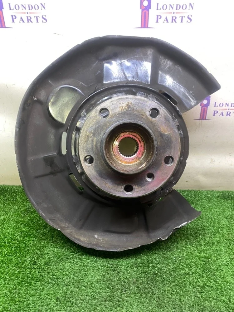 Кулак задний BMW F31