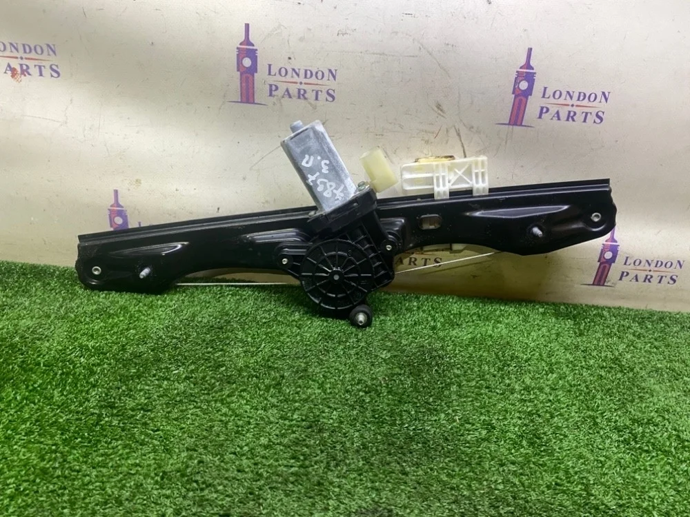 Стеклоподъемник BMW F30