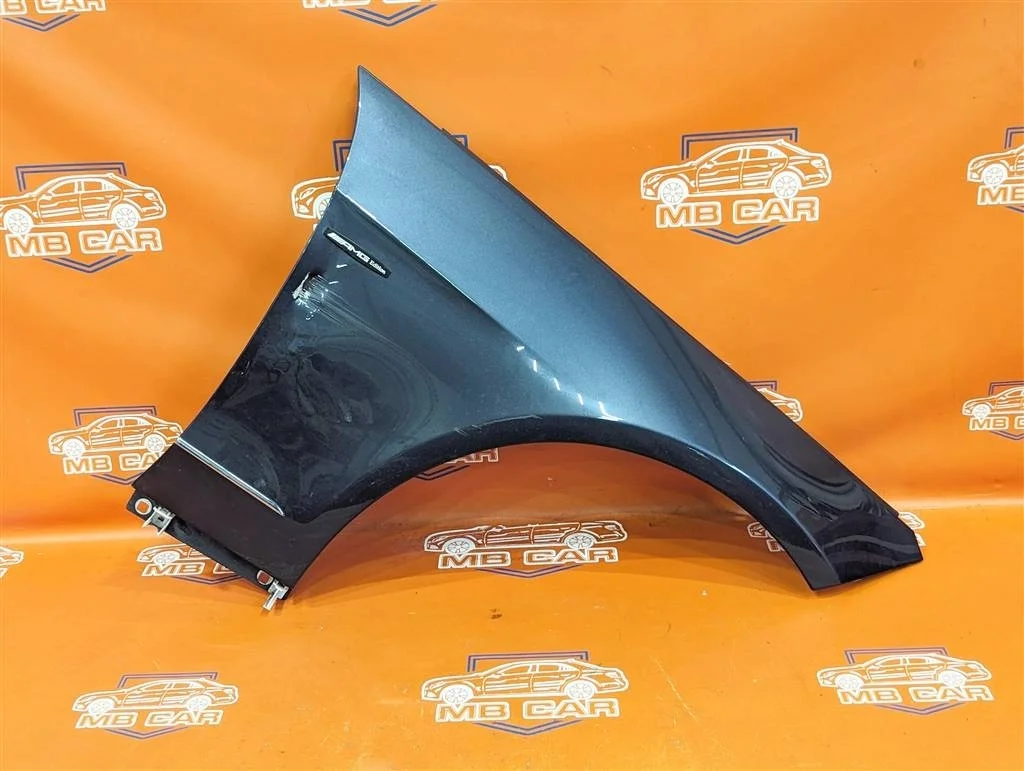 Крыло переднее правое Mercedes-Benz
