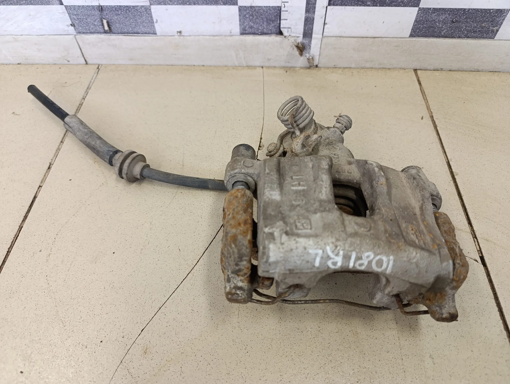 Суппорт задний левый Focus II 2005-2008