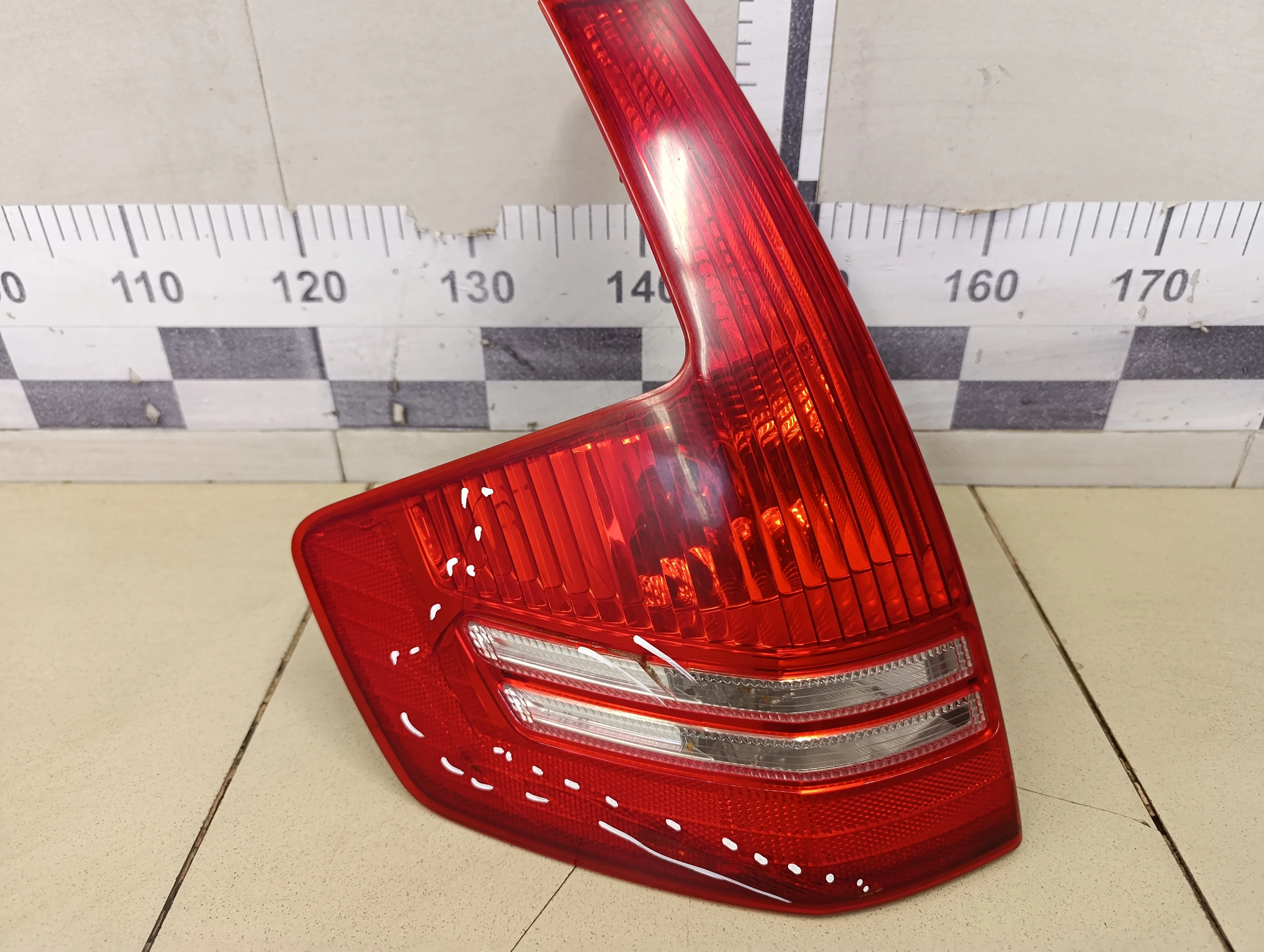 Фонарь задний левый C4 2005-2011