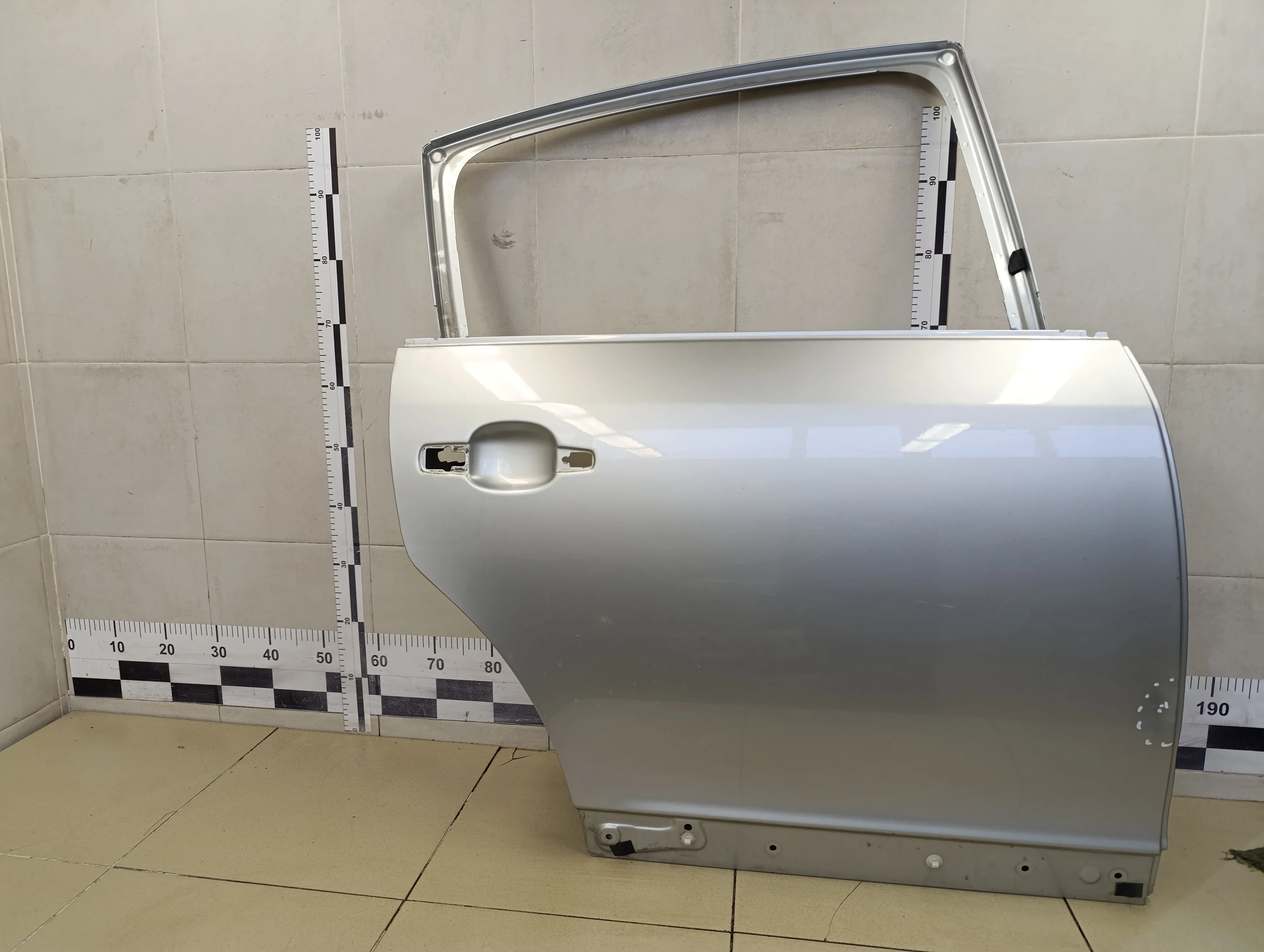 Дверь задняя правая C4 2005-2011