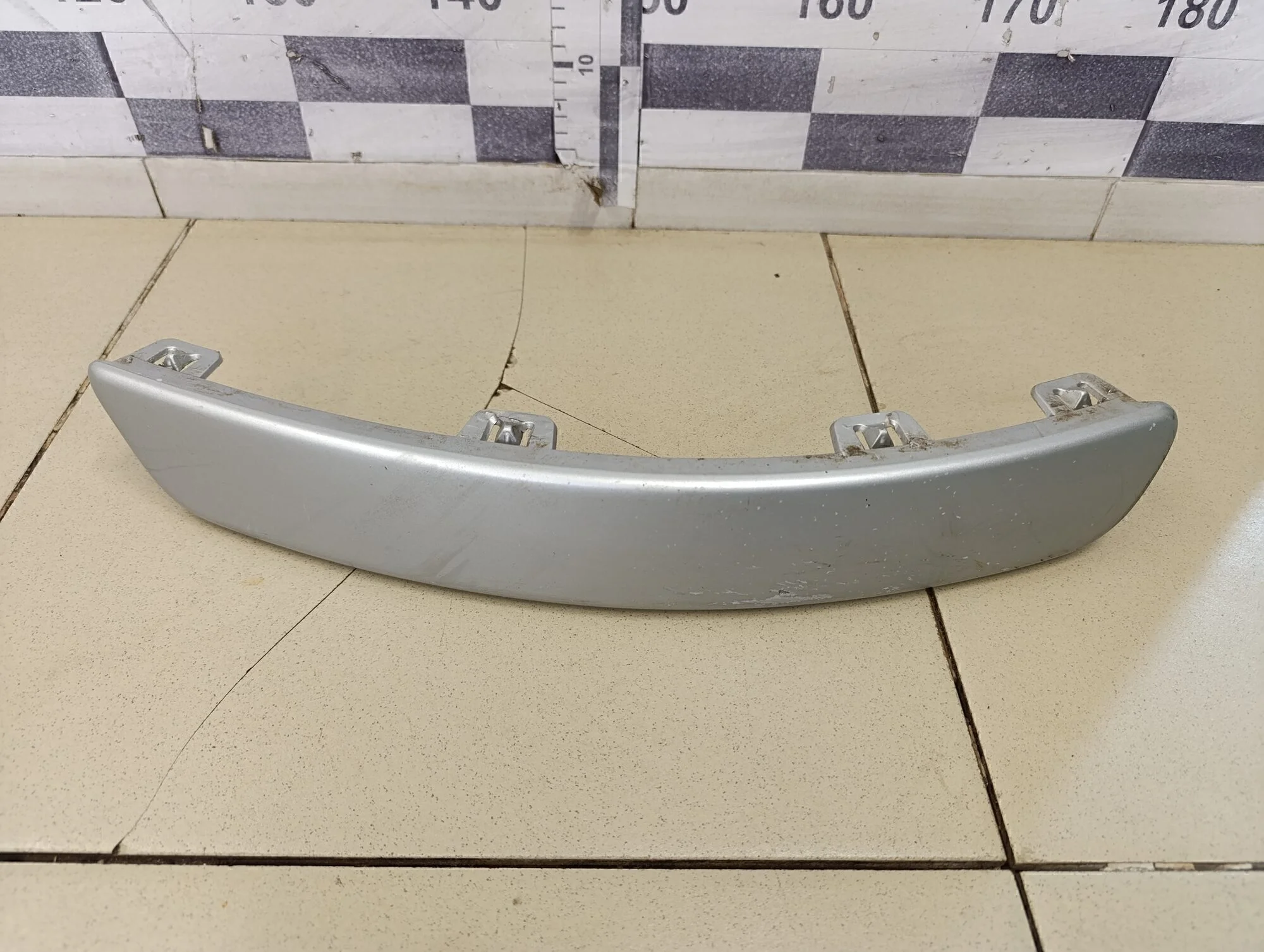 Молдинг переднего бампера правый C4 2005-2011