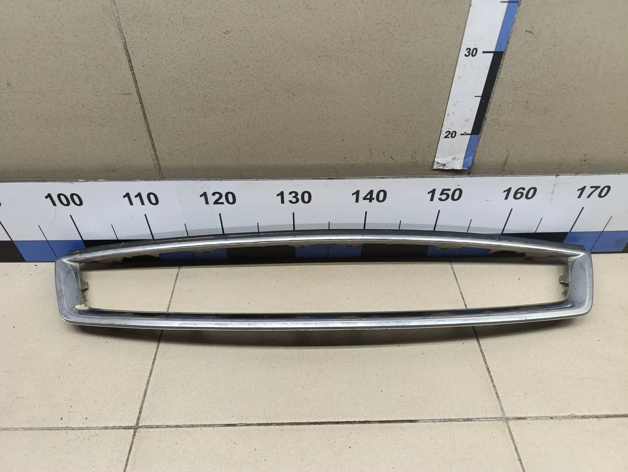 Рамка решетки радиатора Focus II 2005-2008