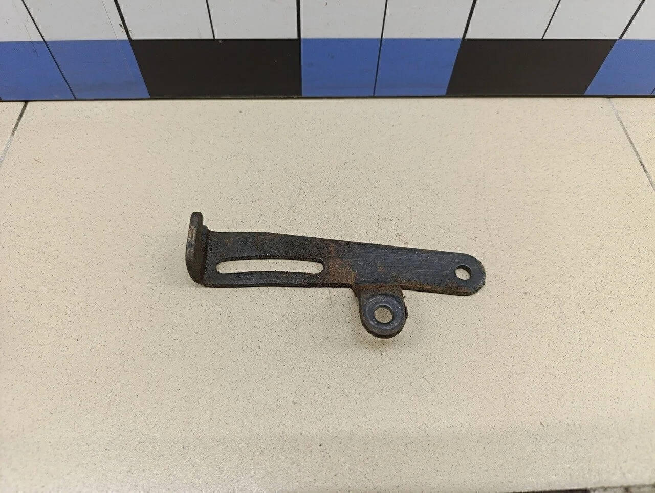 Планка натяжения ремня генератора Accent II (+ТАГАЗ) 2000-2012