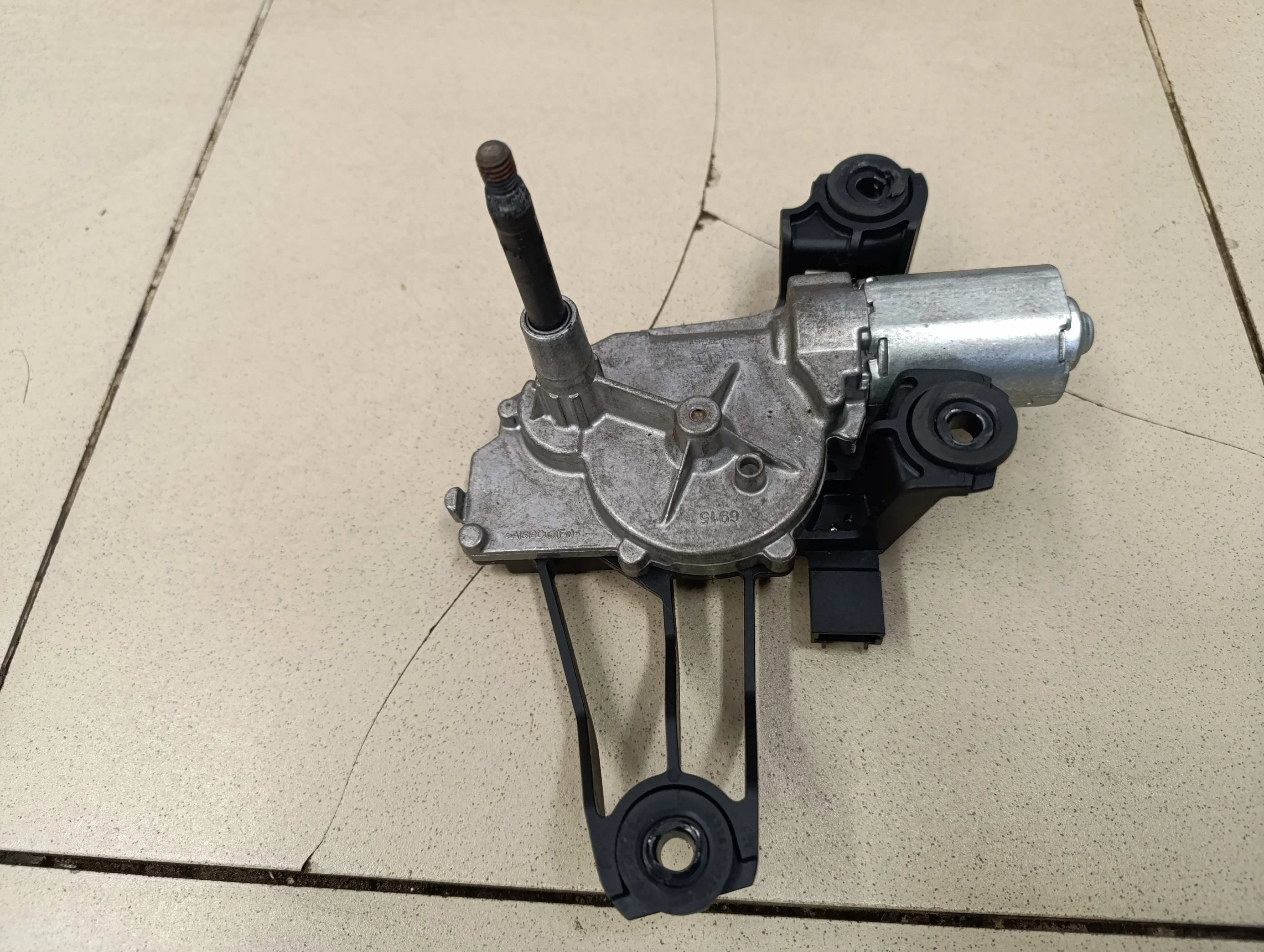 Моторчик стеклоочистителя задний C4 2005-2011