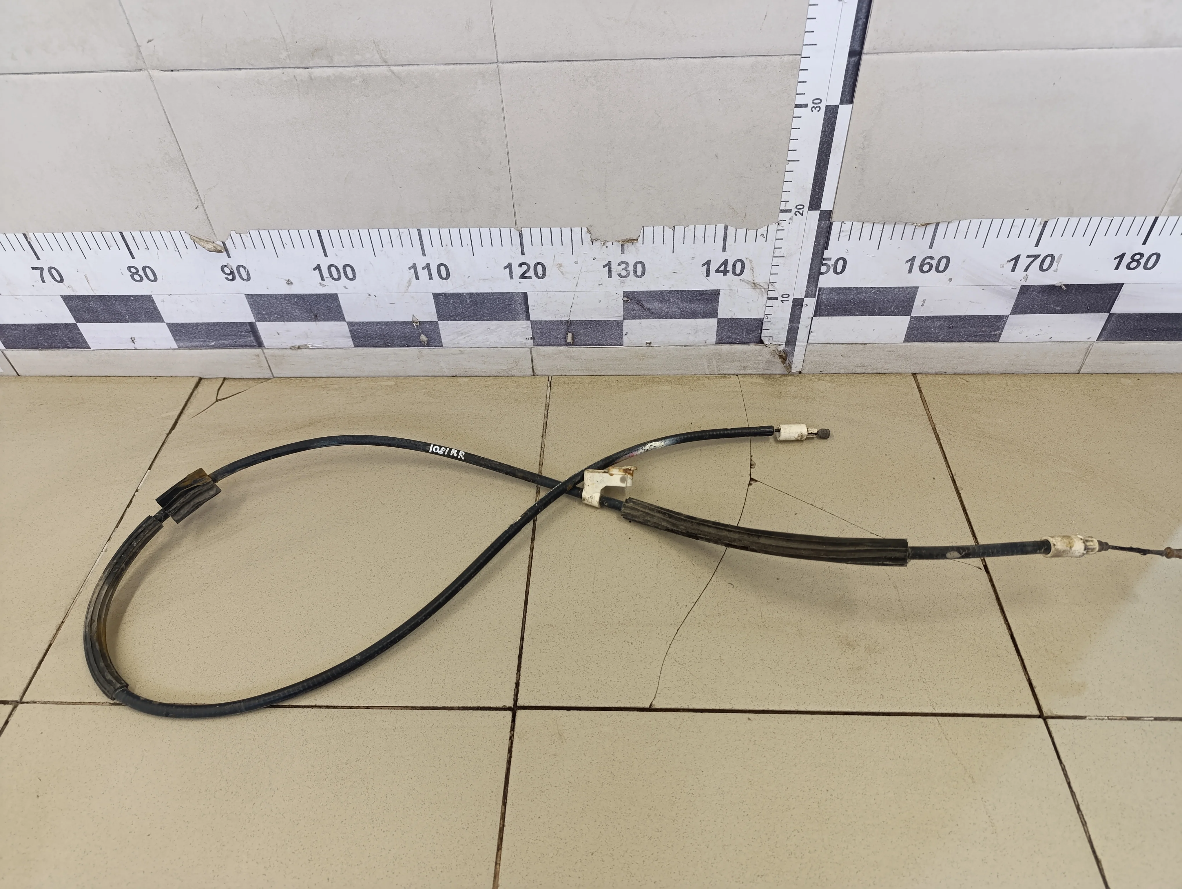 Трос стояночного тормоза Focus II 2005-2008