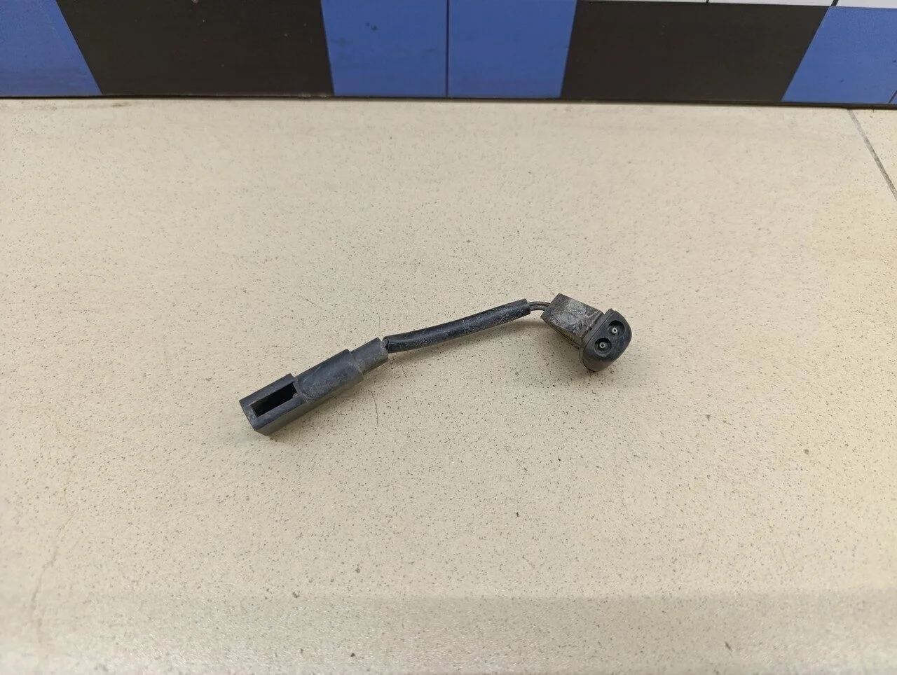 Форсунка омывателя лобового стекла Focus II 2005-2008