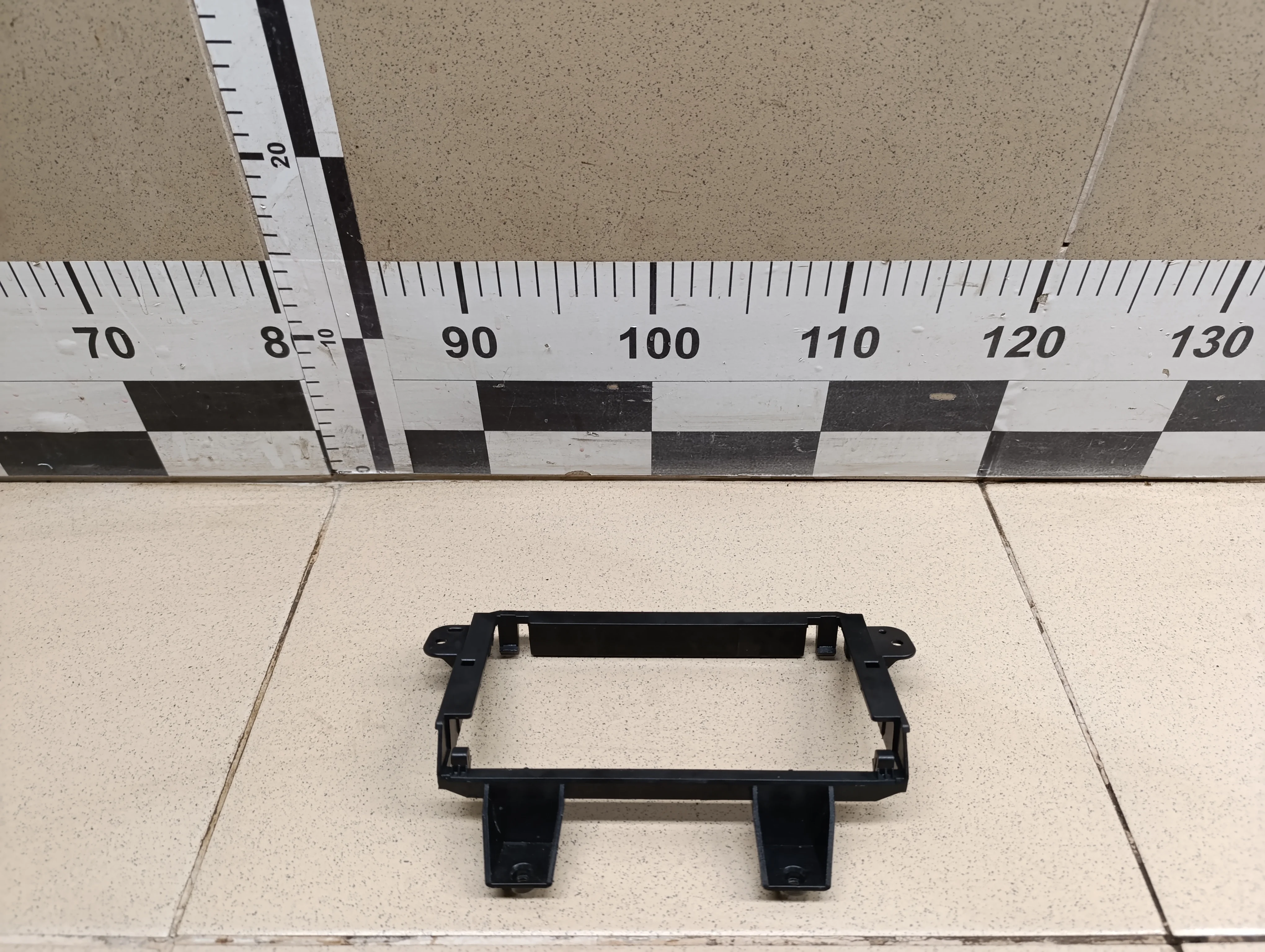 Кронштейн (сопут. товар) Orlando 2011-2015