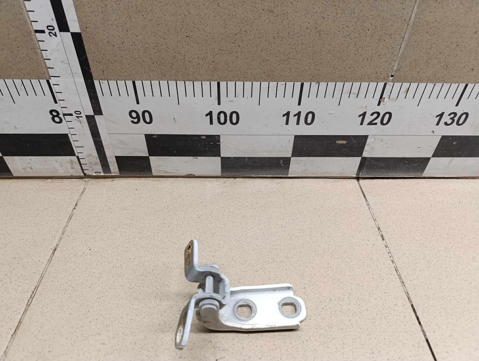 Петля двери Cruze 2009-2016